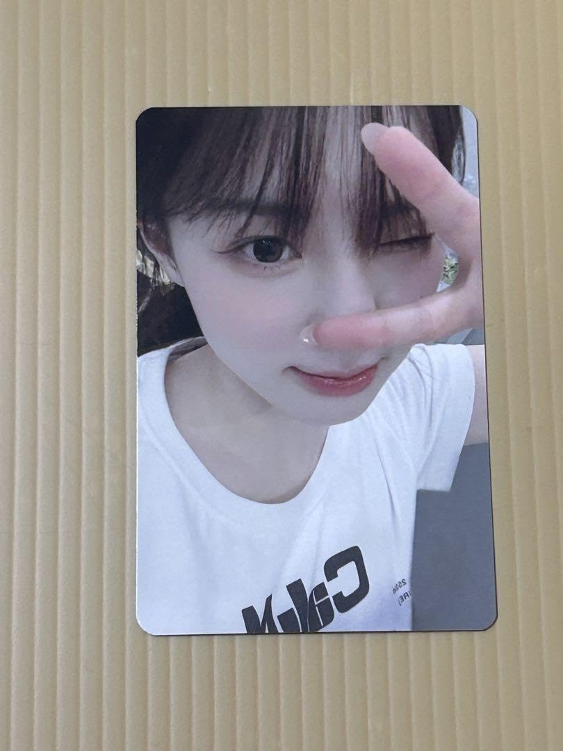 Kep1er KCON LA Chae Hyun Limited Edition Trading Card - Bonus Collectible for K-Pop Fans | Perfect for Albums, Displays & Fan Collections