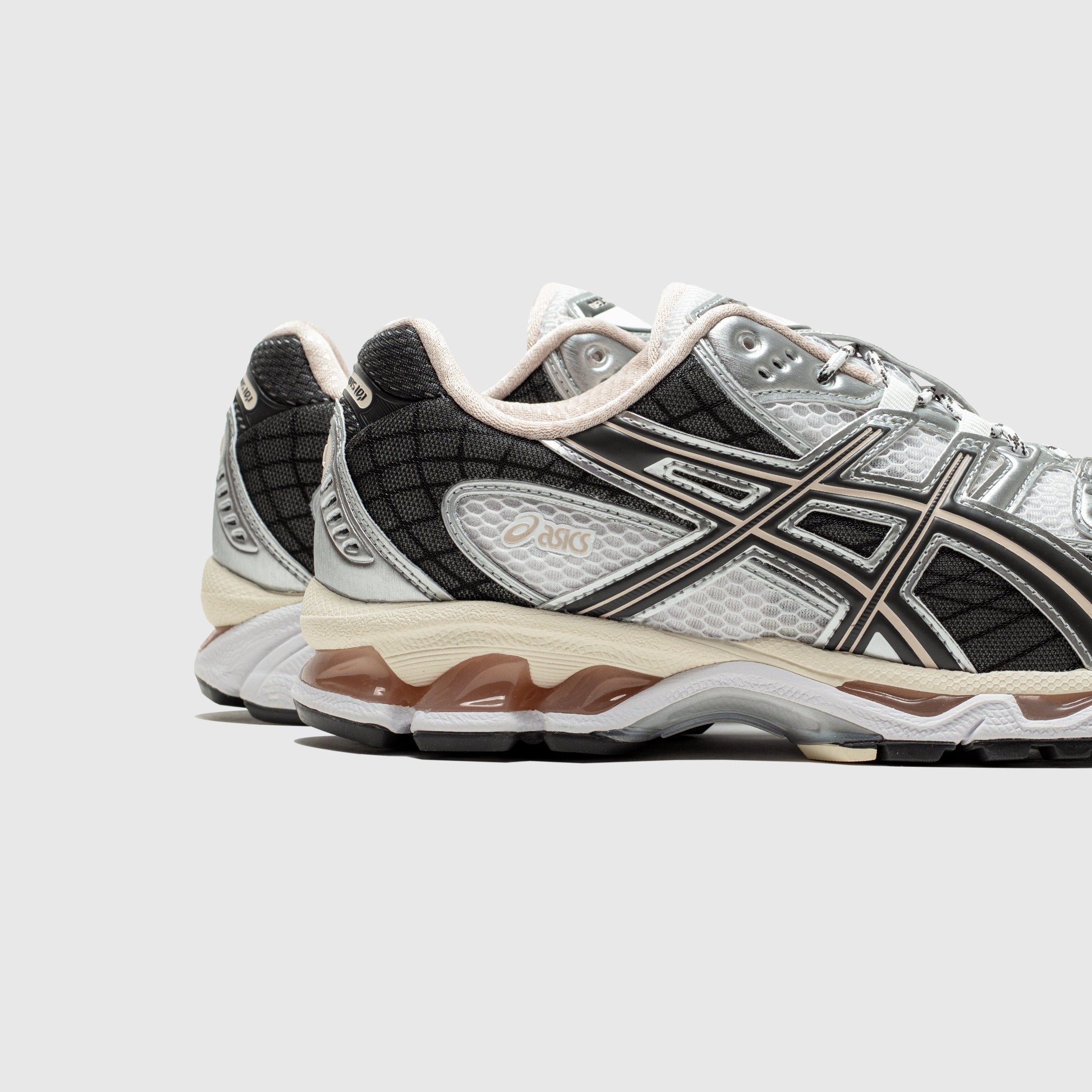 ASICS Gel-Nimbus 10 Running Shoes for Men & Women - Premium Cushioning for Long-Distance Running, Jogging & Gym Workouts - Lightweight Comfort & Shock Absorption Technology