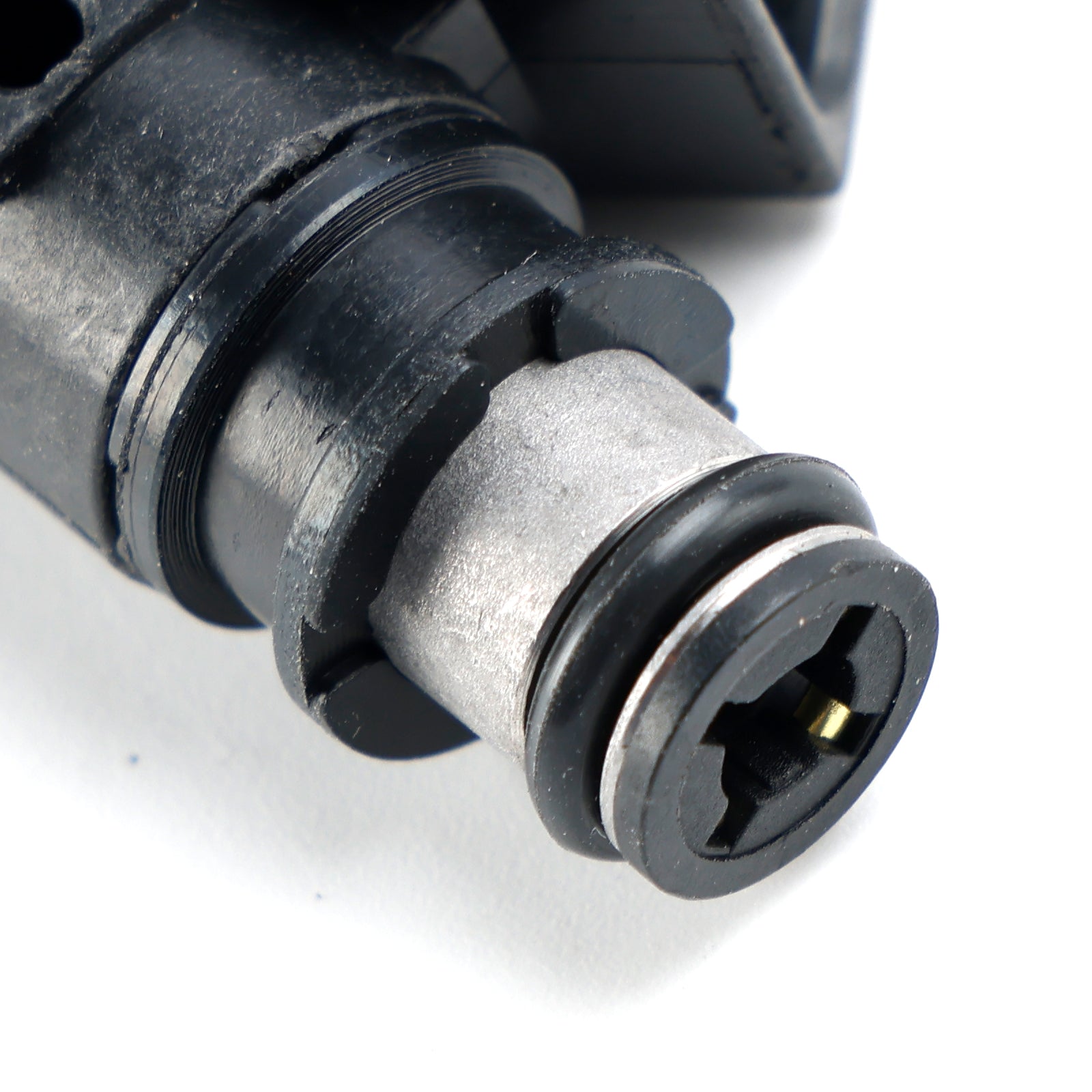 High Performance Fuel Injectors for Suzuki GSX-R750 GSX-R600 GSX1300R Hayabusa - Direct Replacement P8E A00 15710 24F00 - Perfect for Motorcycle Engine Tuning & Performance Upgrades