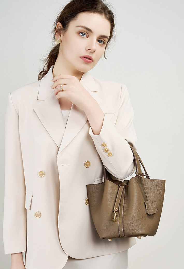Stylish Genuine Leather Bucket Bag for Women - Trendy Crossbody Shoulder Handbag - Perfect for Work, Travel & Everyday Use
