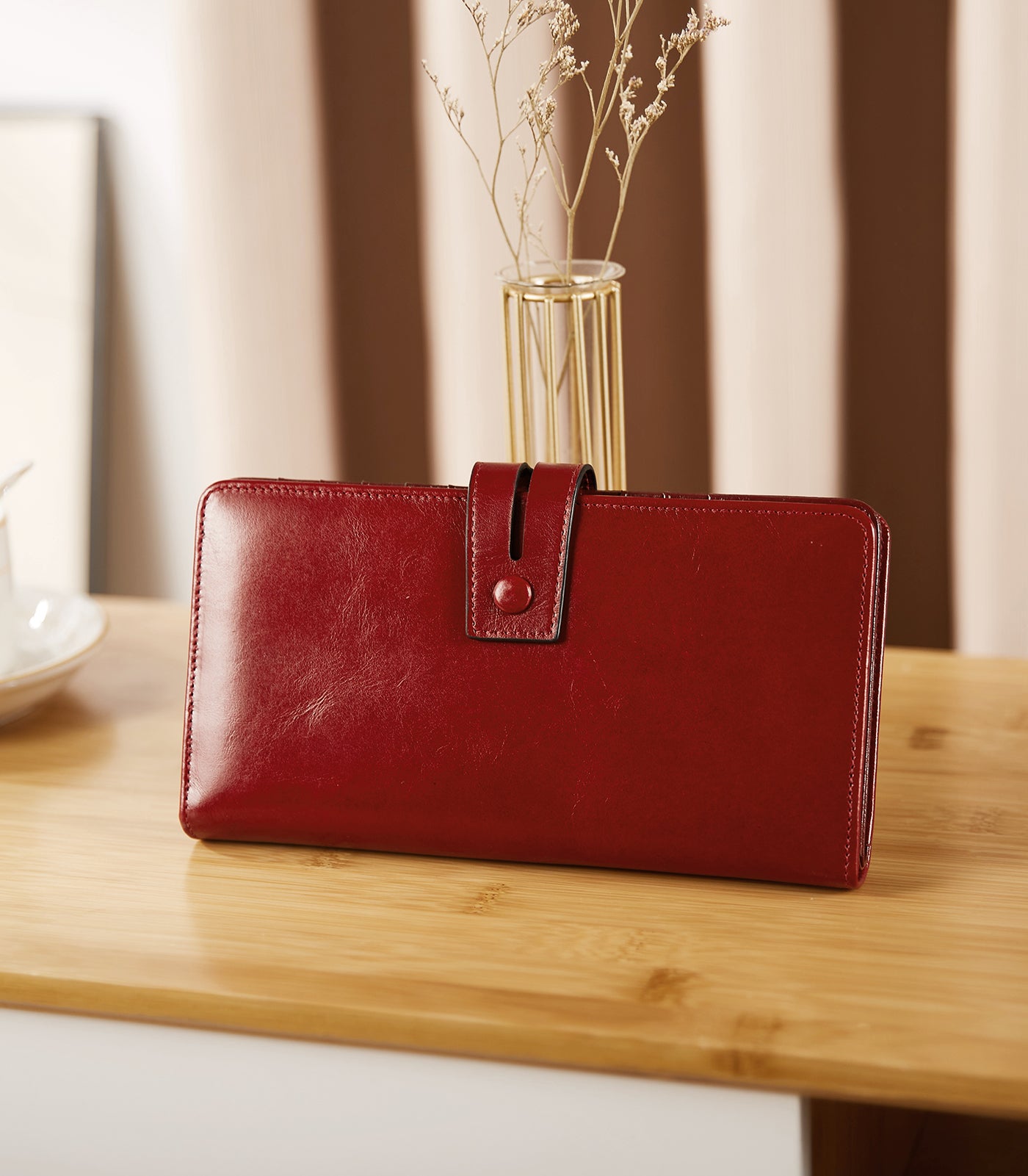 Lnna Checkbook Wallet Cash Clutch Purse for Women - Slim RFID Blocking Leather Checkbook Cover with Zipper Pocket - Perfect for Business, Travel, and Everyday Use