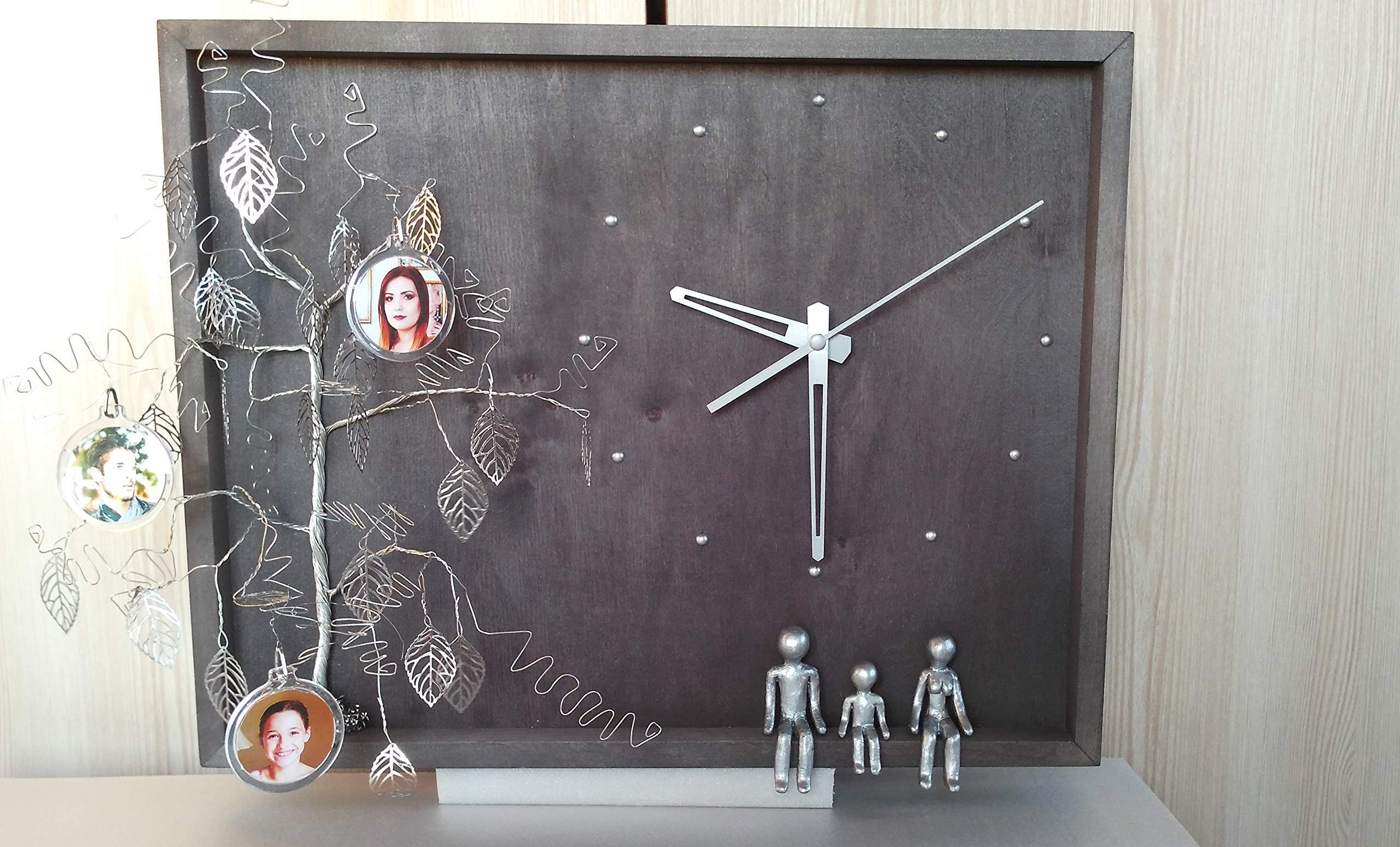 17x12 Personalized Wall Clock - Custom Anniversary, Wedding, Family Gifts for In-Laws, Grandmother & Special Occasions - Elegant Silver Steel/Tin/Aluminum/Iron Design - Perfect for Home Decor, Living Room, Bedroom & Willow Tree Themed Spaces
