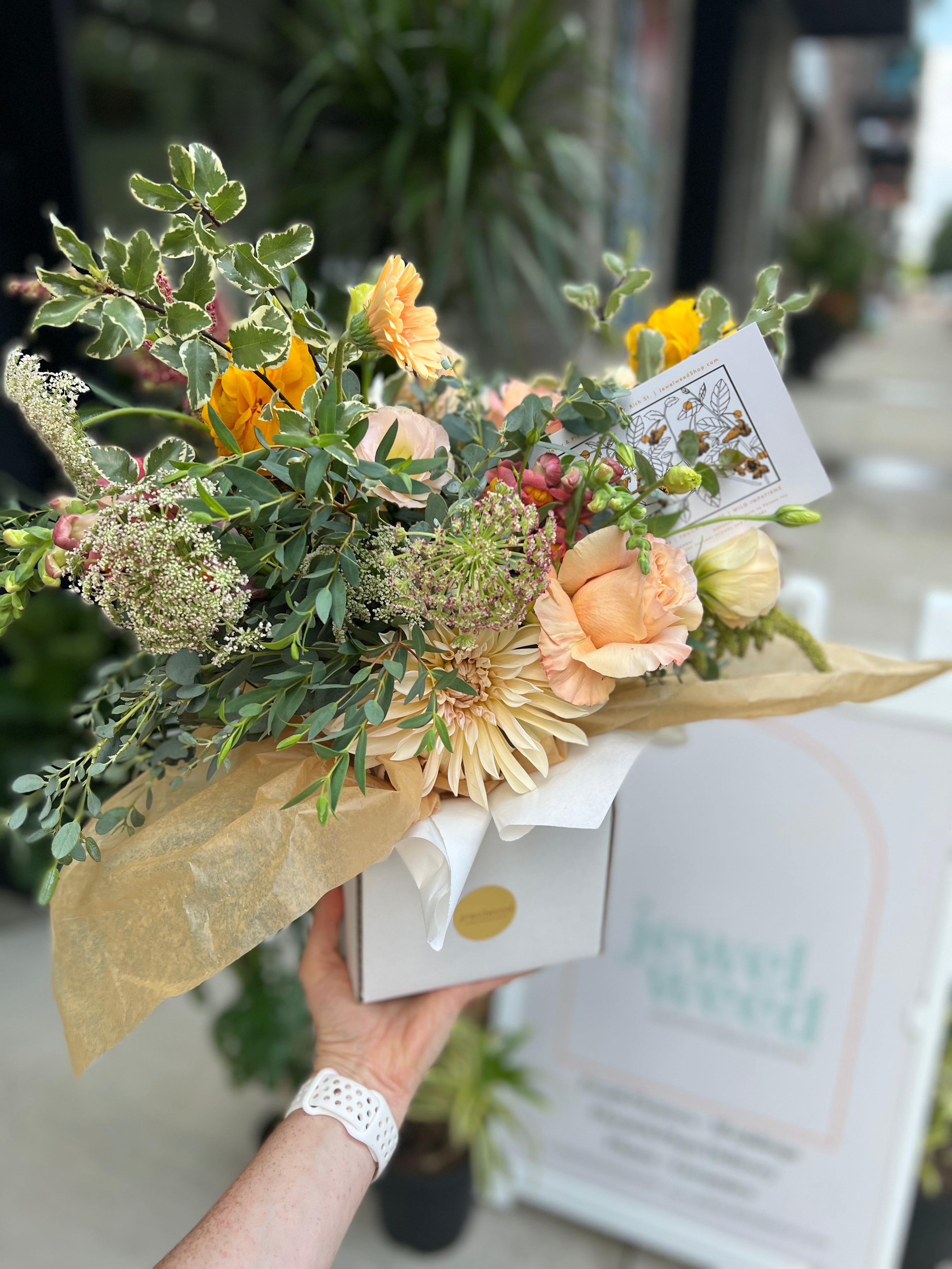 Garden Queen Subscription Box - Monthly Plant & Gardening Essentials for Home & Outdoor Decor | Perfect for Plant Lovers & Garden Enthusiasts