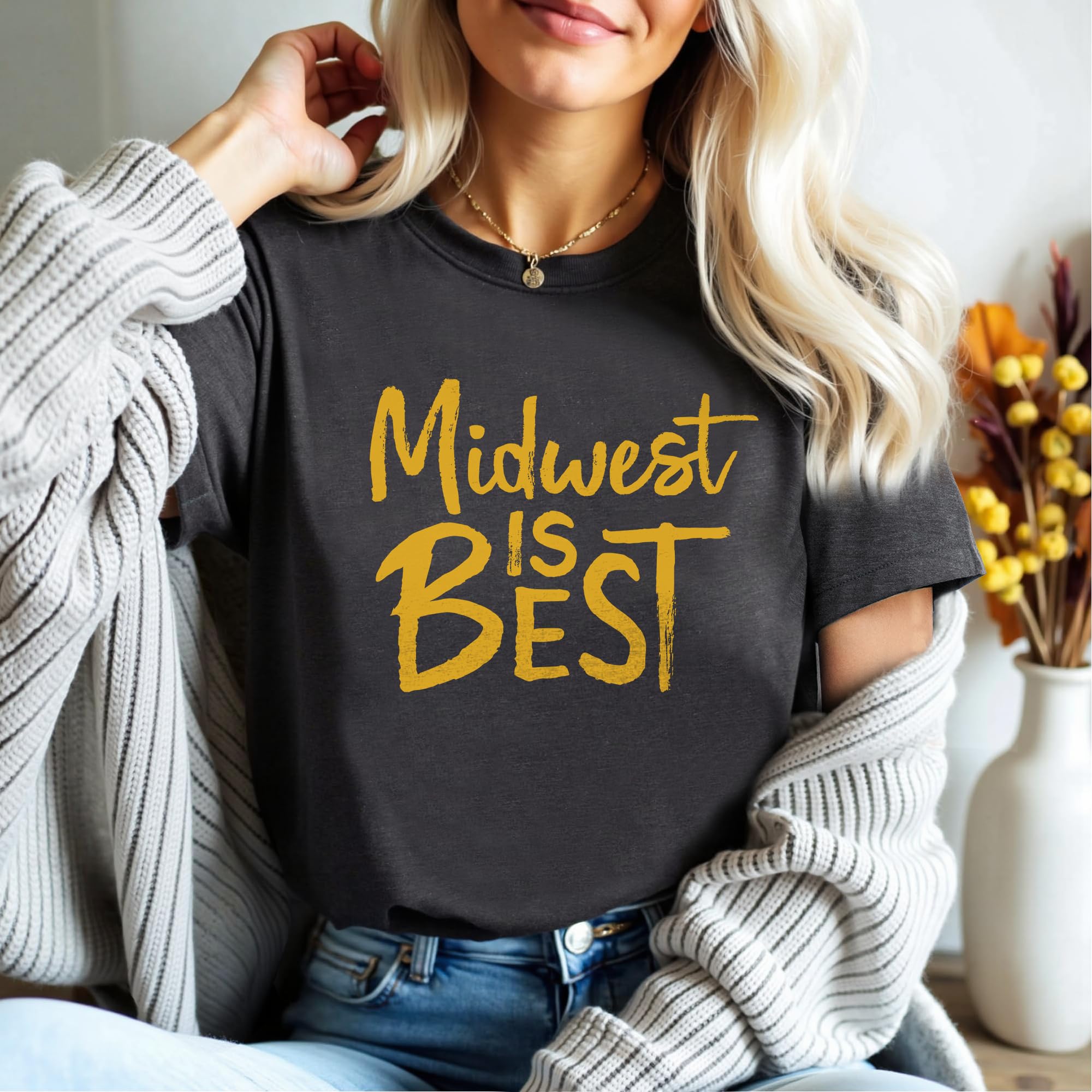 Midwest Pride T-Shirt - Softstyle Unisex Tee - Midwest Gift & Home State Apparel - Perfect for Midwest Lovers & Travel Souvenirs