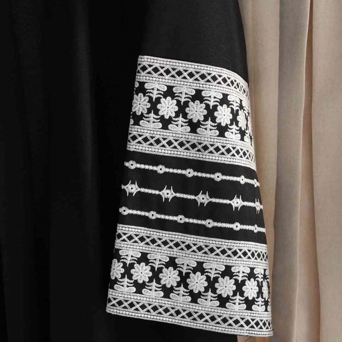 Elegant Embroidered Sleeve Cardigan Open Abaya Dress for Women - Perfect for Prayer, Modest Fashion & Special Occasions