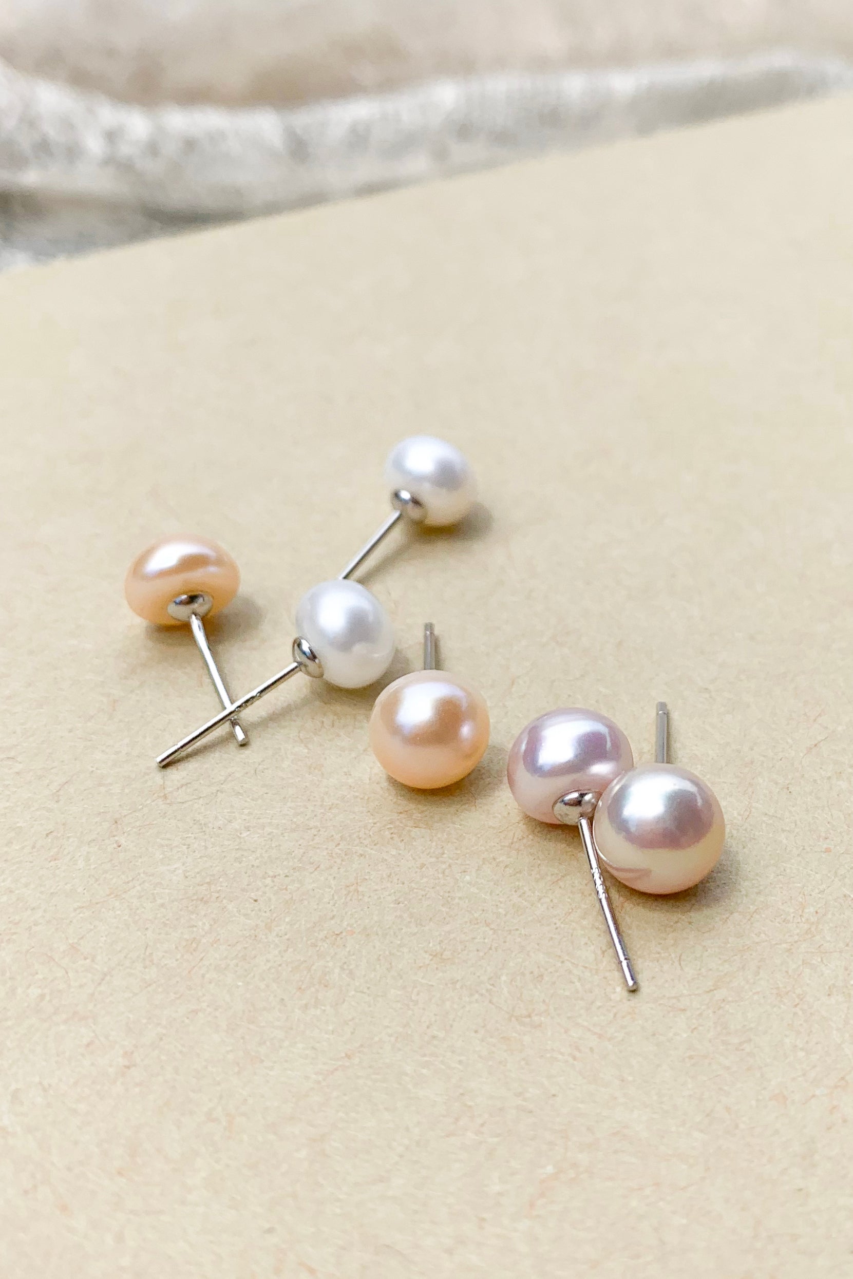 7mm Freshwater Pearl Stud Earrings for Women - Classic Round White Pearl Earrings - Bridal Party Gifts, Wedding Jewelry, Anniversary Present, Birthday Gift for Her