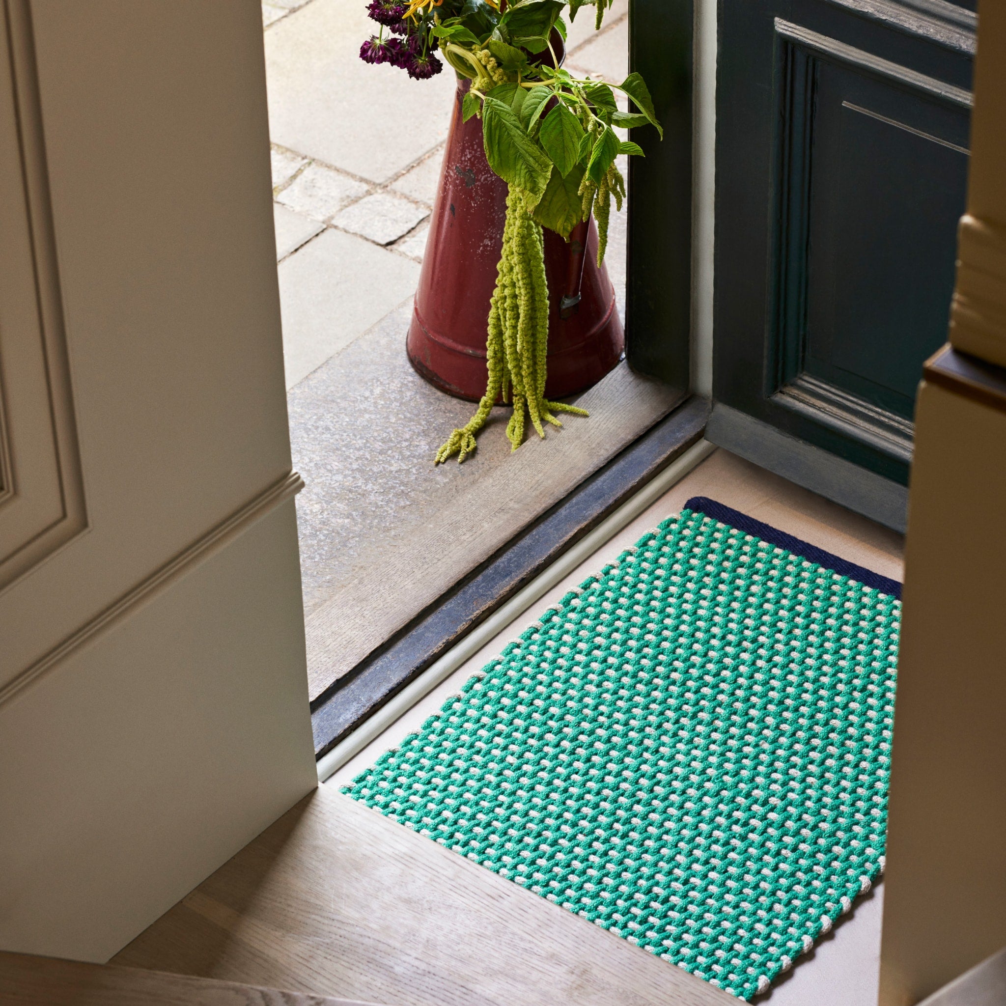 Premium HAY Door Mat 50x70cm - Soft Light Green Indoor/Outdoor Entryway Rug - Non-Slip Welcome Mat for Home, Office, Apartment & Patio Use