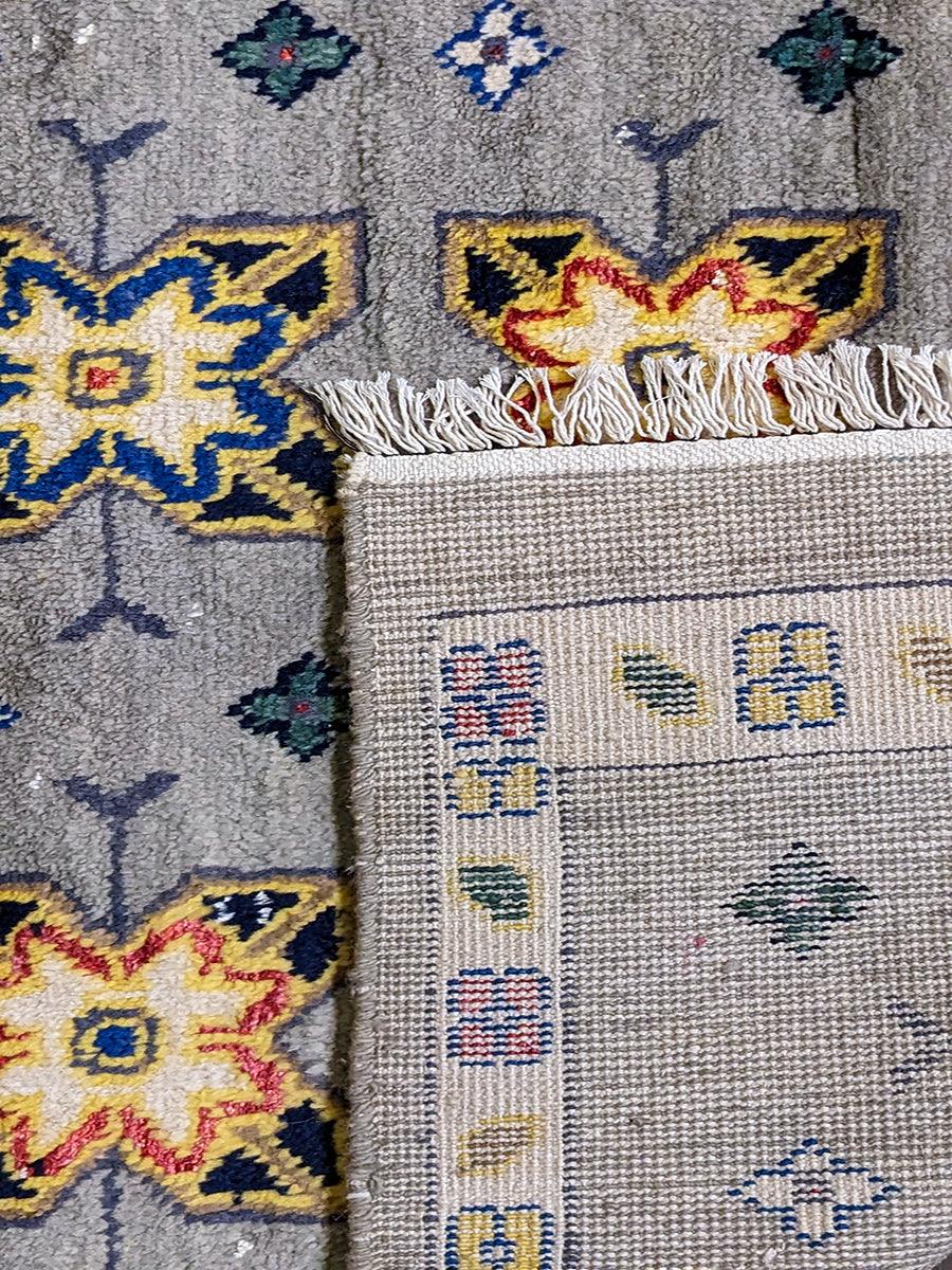 Authentic Handmade Berber Wool Rug - 6.11 x 4.8 Feet Moroccan Tribal Carpet - Perfect for Living Room, Bedroom & Boho Home Decor