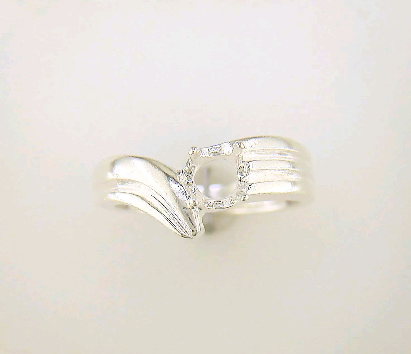 14kt Gold or Sterling Silver 6mm Round 4-Prong Asymmetric Pre-Notched Blank Ring Setting - Size 7 (163519/143519) - Perfect for DIY Jewelry Making, Engagement Rings & Fashion Accessories