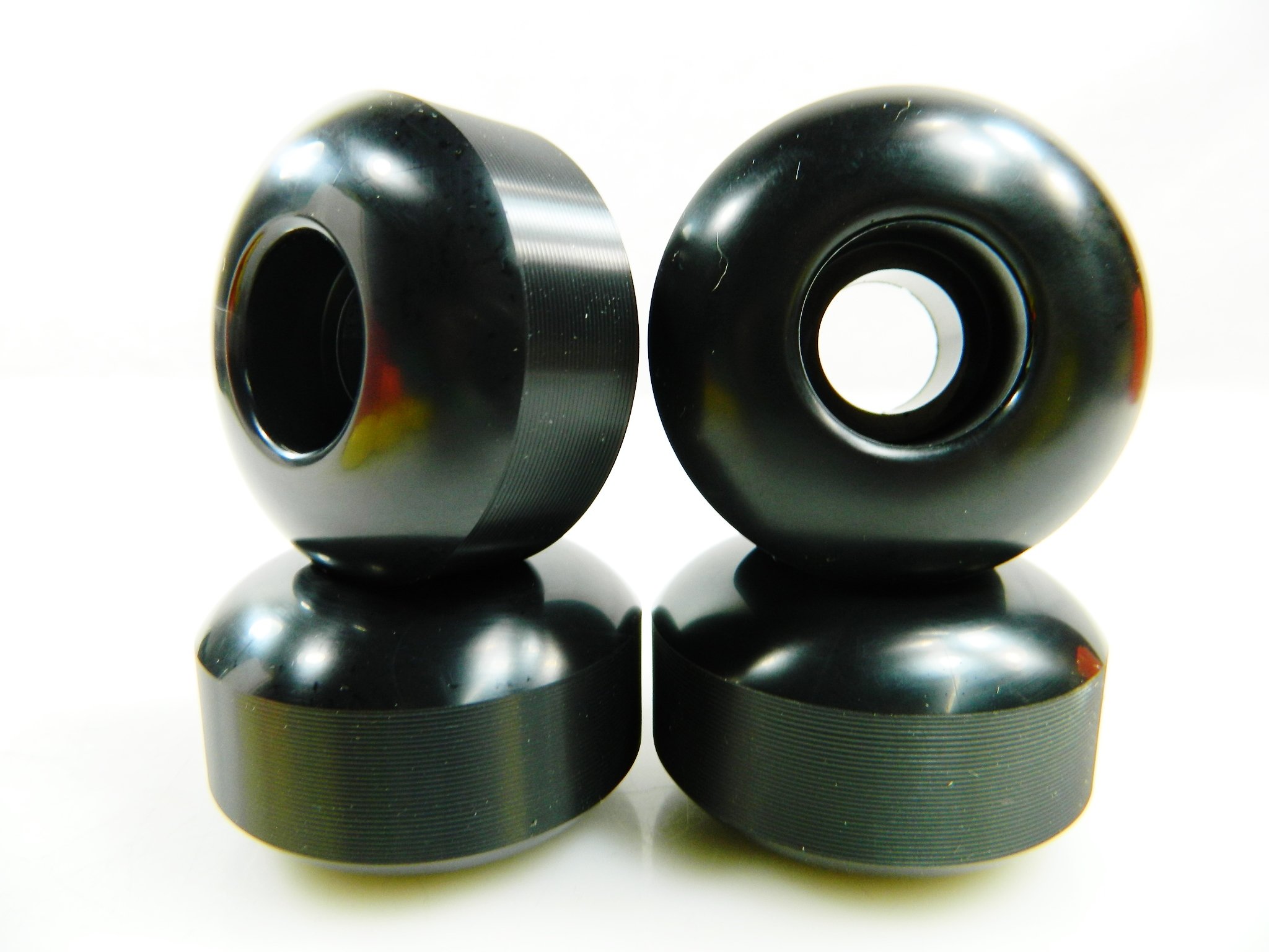 52mm x 31mm Professional Color Skateboard Wheels - High Performance Wheels for Street Skating, Park Riding & Cruising