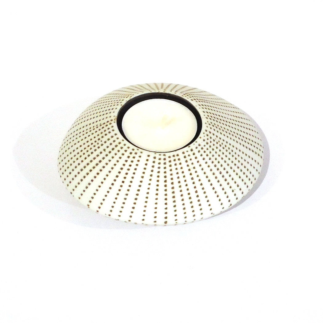 Porcelain Seashell Tea Light Holder - Elegant Decorative Candle Holder for Beach Weddings, Spa Relaxation & Coastal Home Decor