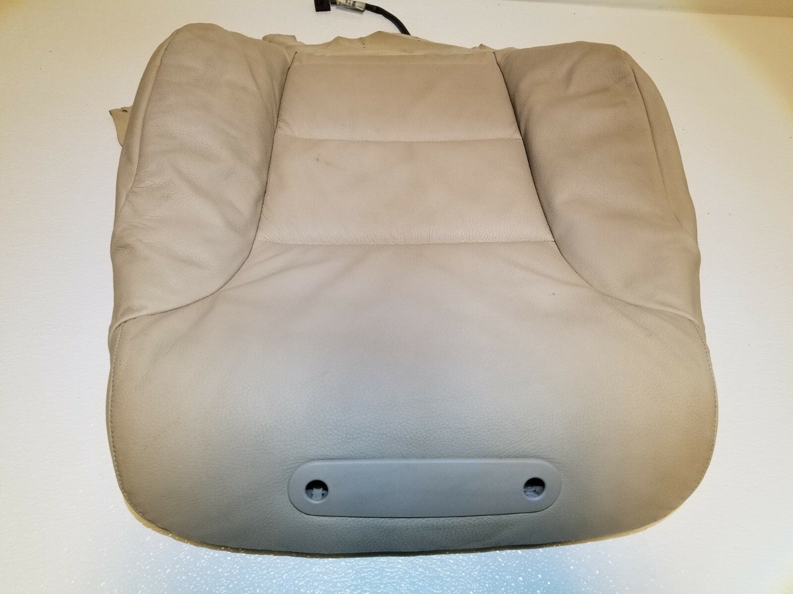 2004-2007 BMW 530xi E60 Front Left Driver Side Seat Backrest Upper OEM Replacement Part - Perfect for Car Interior Repair & Comfort Upgrade