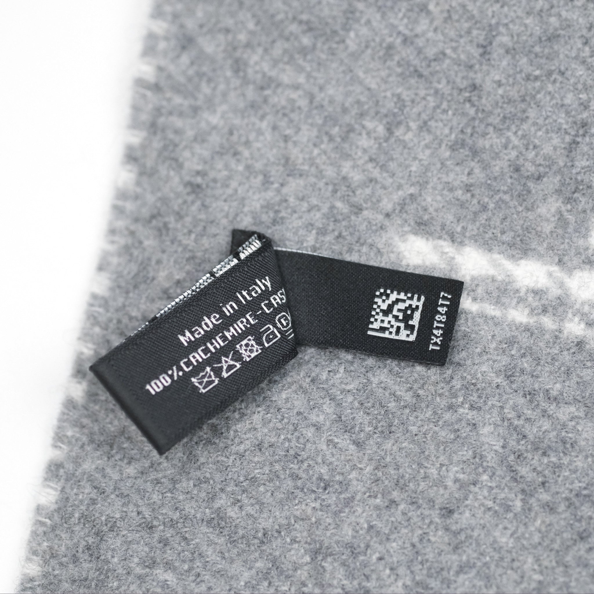 Chanel CC Reversible Cashmere Scarf - Grey & White 23B Collection | Luxury Winter Fashion Accessory for Women | Perfect for Gifts, Parties & Cold Weather