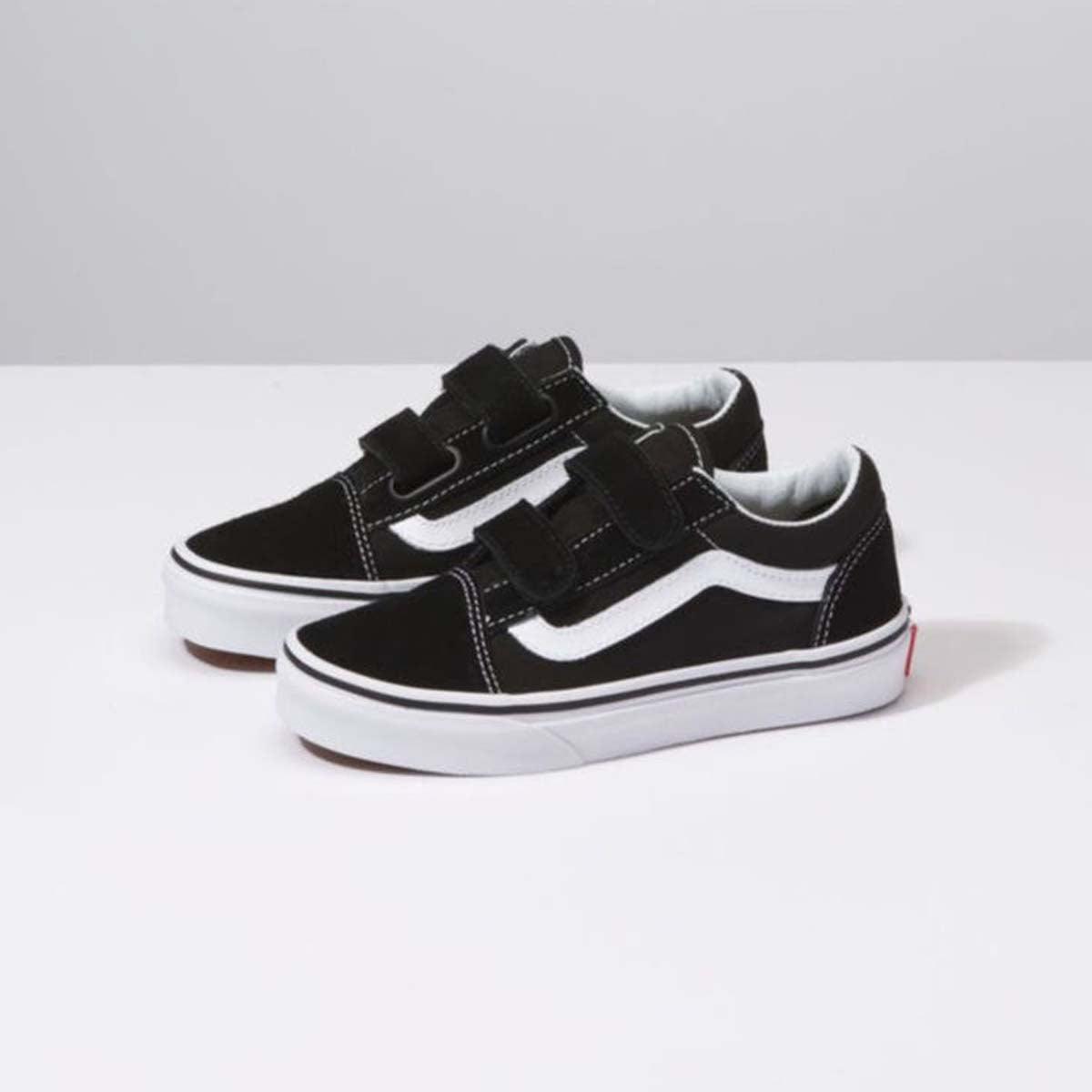 Vans Kids' Old Skool Classic Skate Shoes - Black & White Checkerboard Sneakers for Boys & Girls | Comfortable School Shoes, Casual Wear & Skateboarding