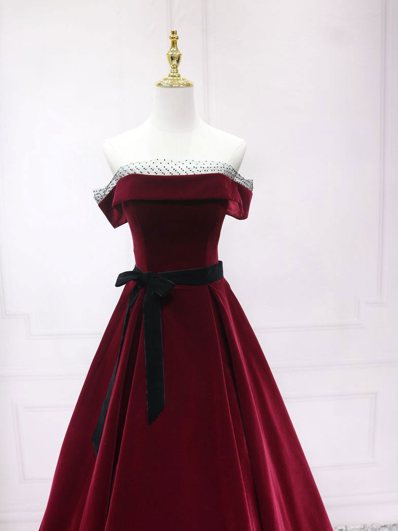 Elegant A-Line Velvet Dresses for Women - Formal & Party Wear - Perfect for Weddings, Cocktail Parties & Holiday Events