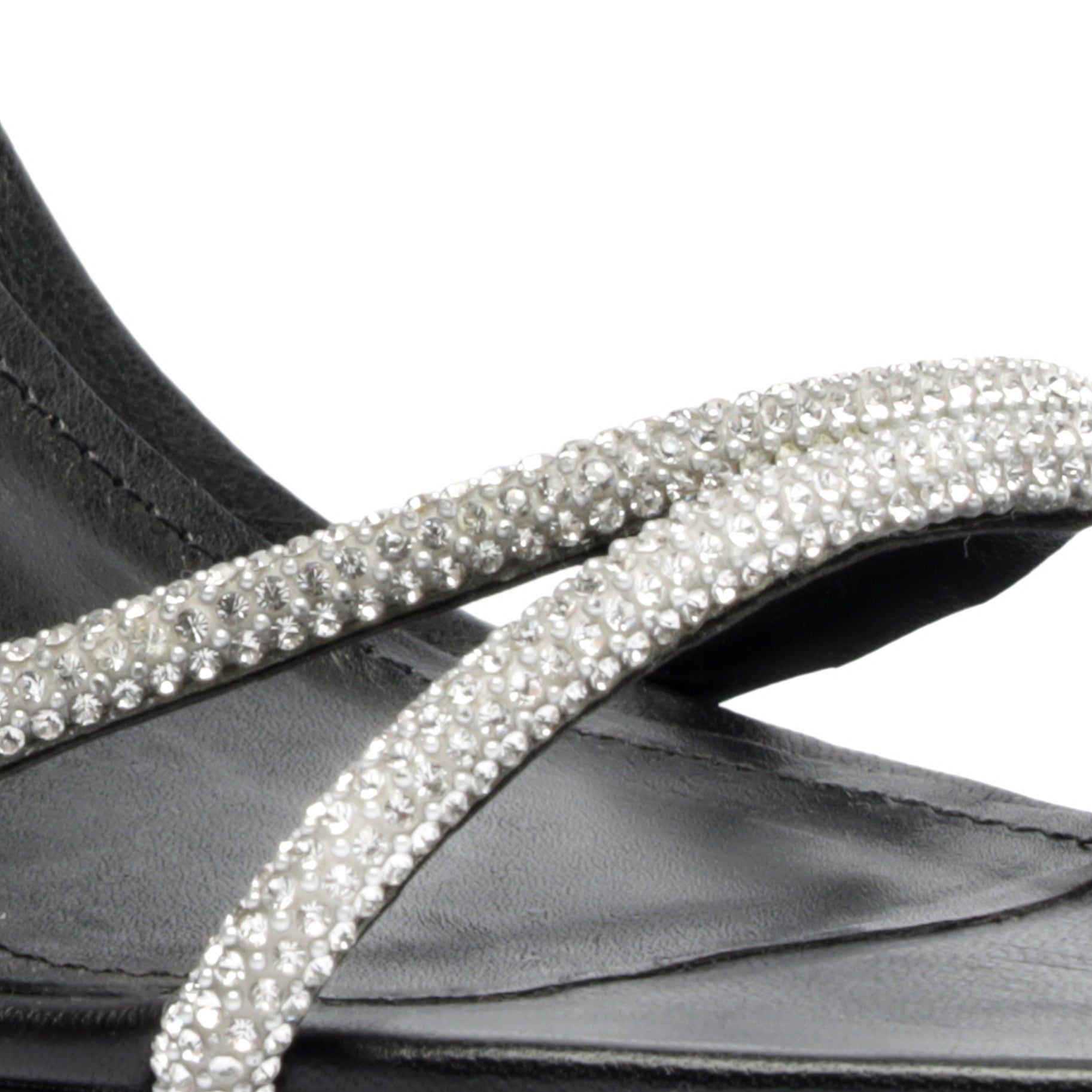 Gio Vinyl Sandals for Women - Comfortable & Stylish Summer Beach Flip Flops - Perfect for Pool, Vacation, and Casual Outings
