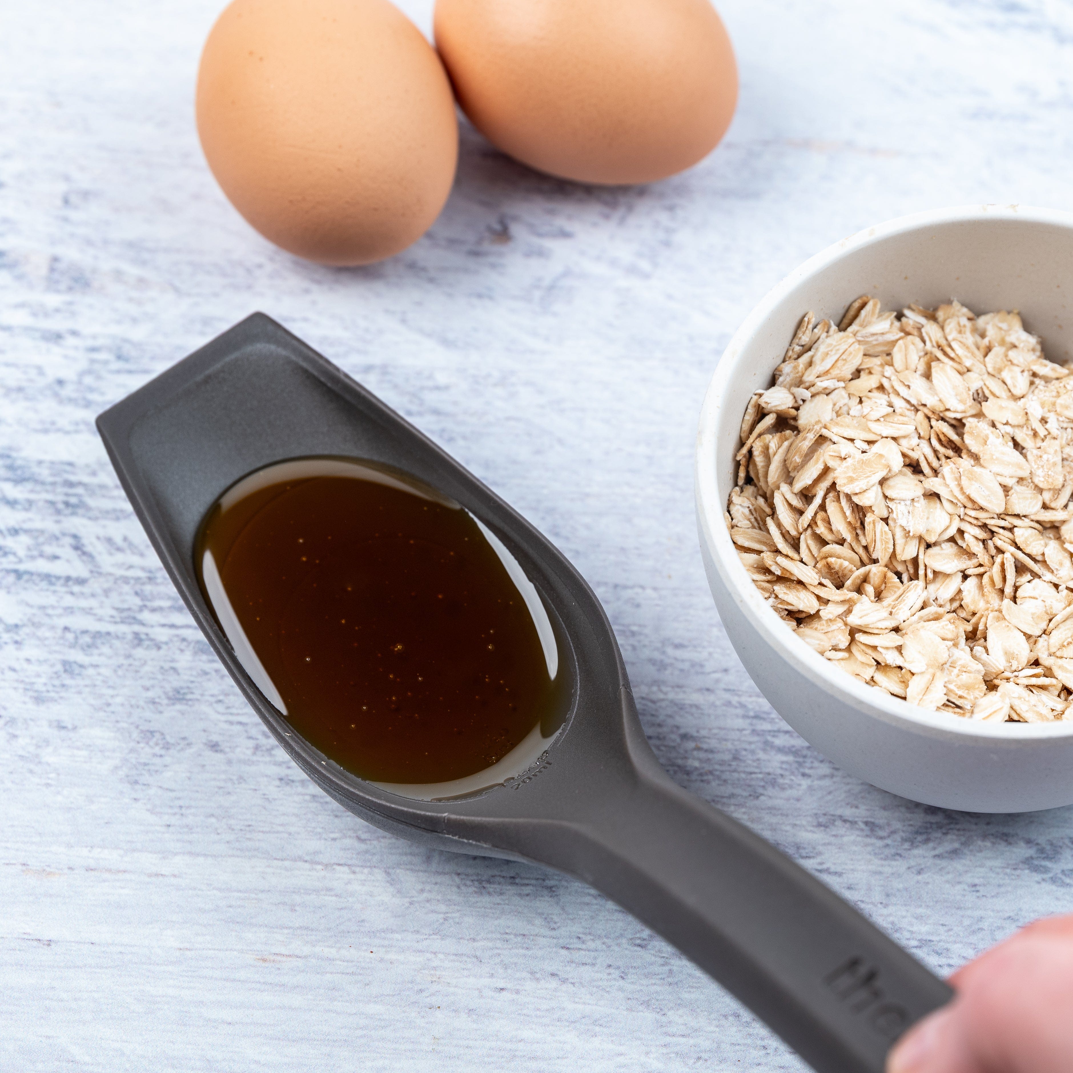 The Mix Incredible Spoon - Premium Durable Kitchen Utensil for Cooking, Baking & Serving - Perfect for Home Chefs & Food Enthusiasts