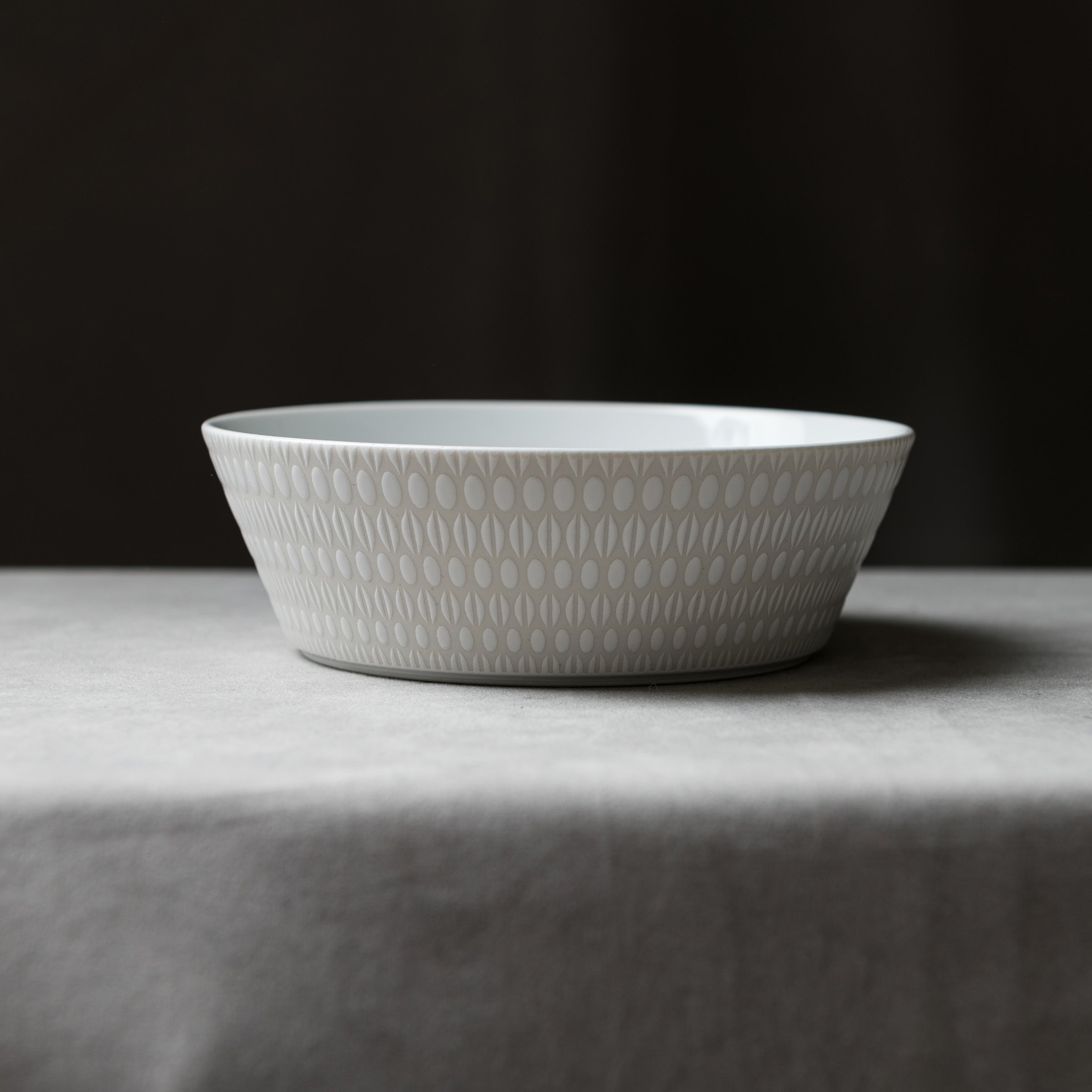 NISHIYAMA Saint Amuse Bowl - 5 Color Options | Elegant Ceramic Serving Bowl for Salads, Pasta & Desserts | Perfect for Dining, Entertaining & Gifts
