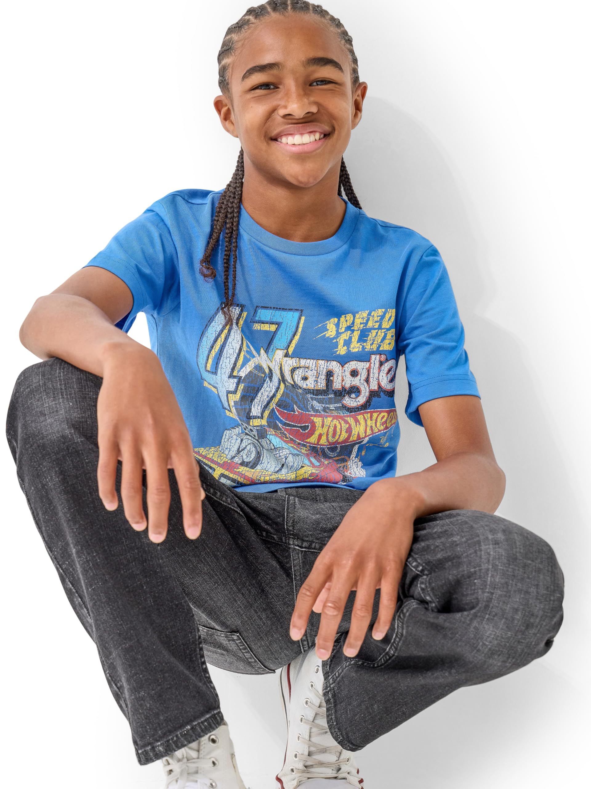 Wrangler Boys' X Hot Wheels Youth Regular Fit Speed Club Graphic T-Shirt - Cool Casual Wear for Playdates, School & Everyday Adventures