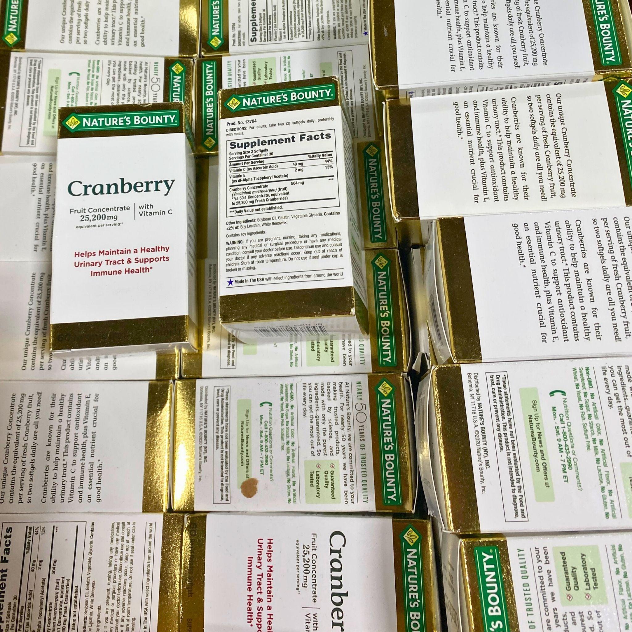 Nature's Bounty Cranberry Dietary Supplement - 60 Softgels - Urinary Tract & Bladder Health Support - for Women & Men - Daily Immune System Boost - Perfect for Travel & Active Lifestyles