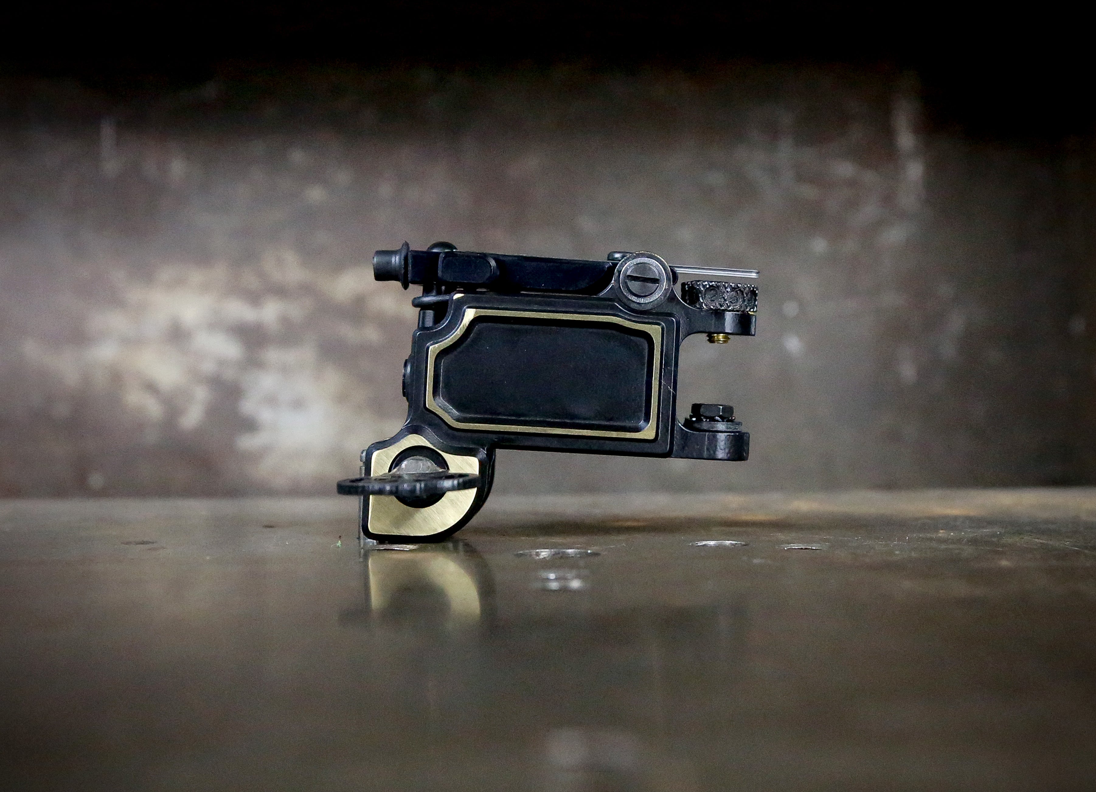 Dan Kubin Mojobox V2.2 Black & Brass 2-Tone EDC Pocket Organizer - Perfect for Everyday Carry, Keychain Accessories, and Minimalist Wallet Replacement
