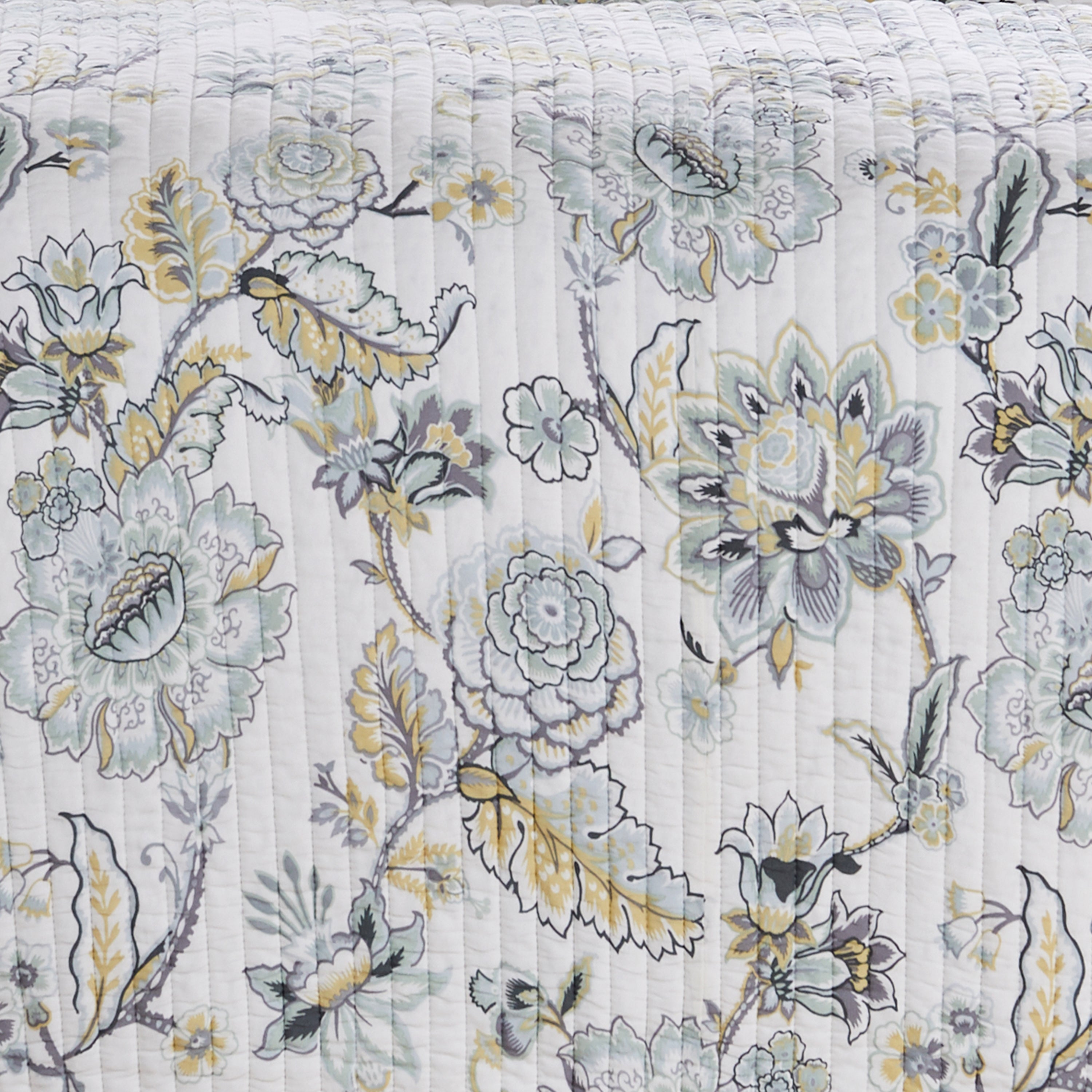 Ophelia Queen Size Quilt Set - 3 Piece Bedding Comforter with Pillow Shams, Soft Microfiber for All Seasons - Perfect for Master Bedroom, Guest Room & Cozy Home Decor