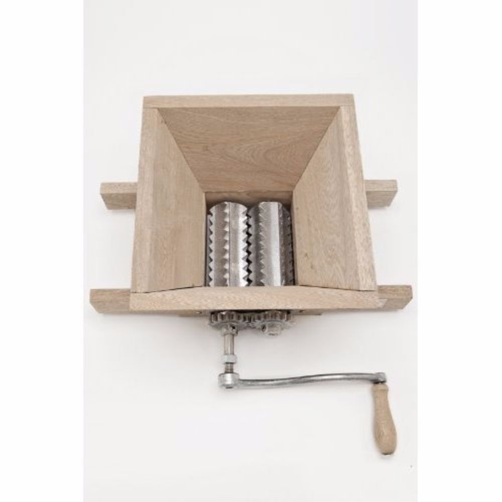 Premium Wooden Fruit Crusher for Home Brewing & Wine Making - Handcrafted Apple Grinder for Cider, Juice & Puree - Perfect for Home Brewers & DIY Enthusiasts