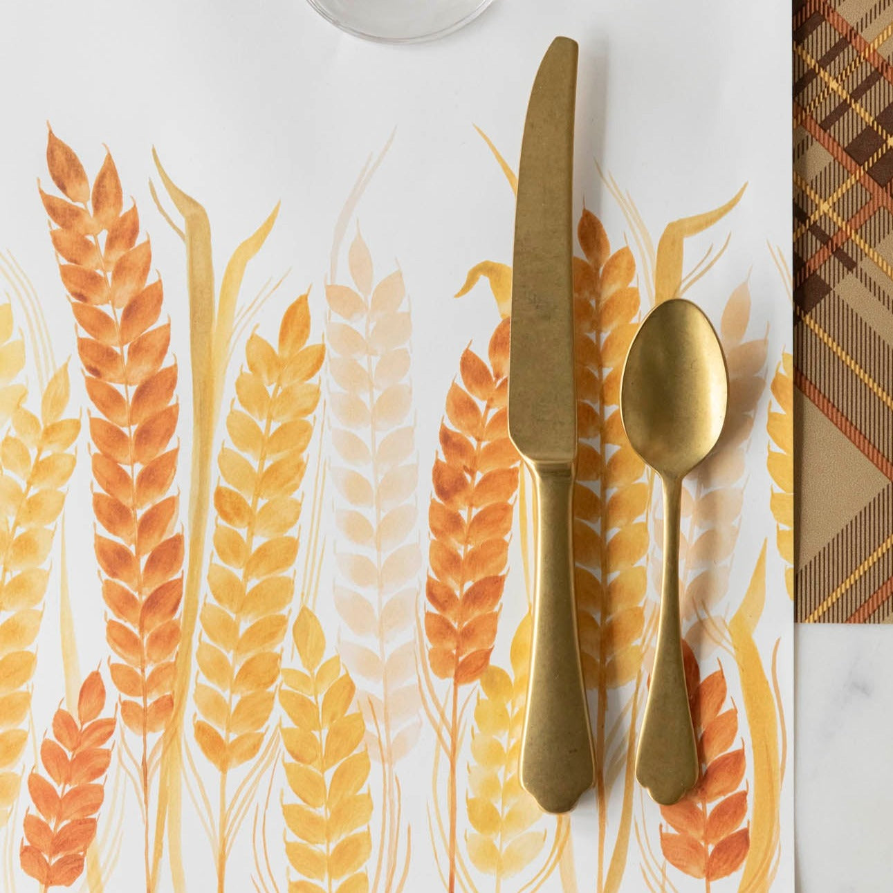 Golden Wheat Placemat Set of 4 - Natural Woven Table Mats for Dining - Perfect for Farmhouse, Rustic, and Boho Home Decor - Ideal for Dinner Parties, Everyday Meals, and Table Setting