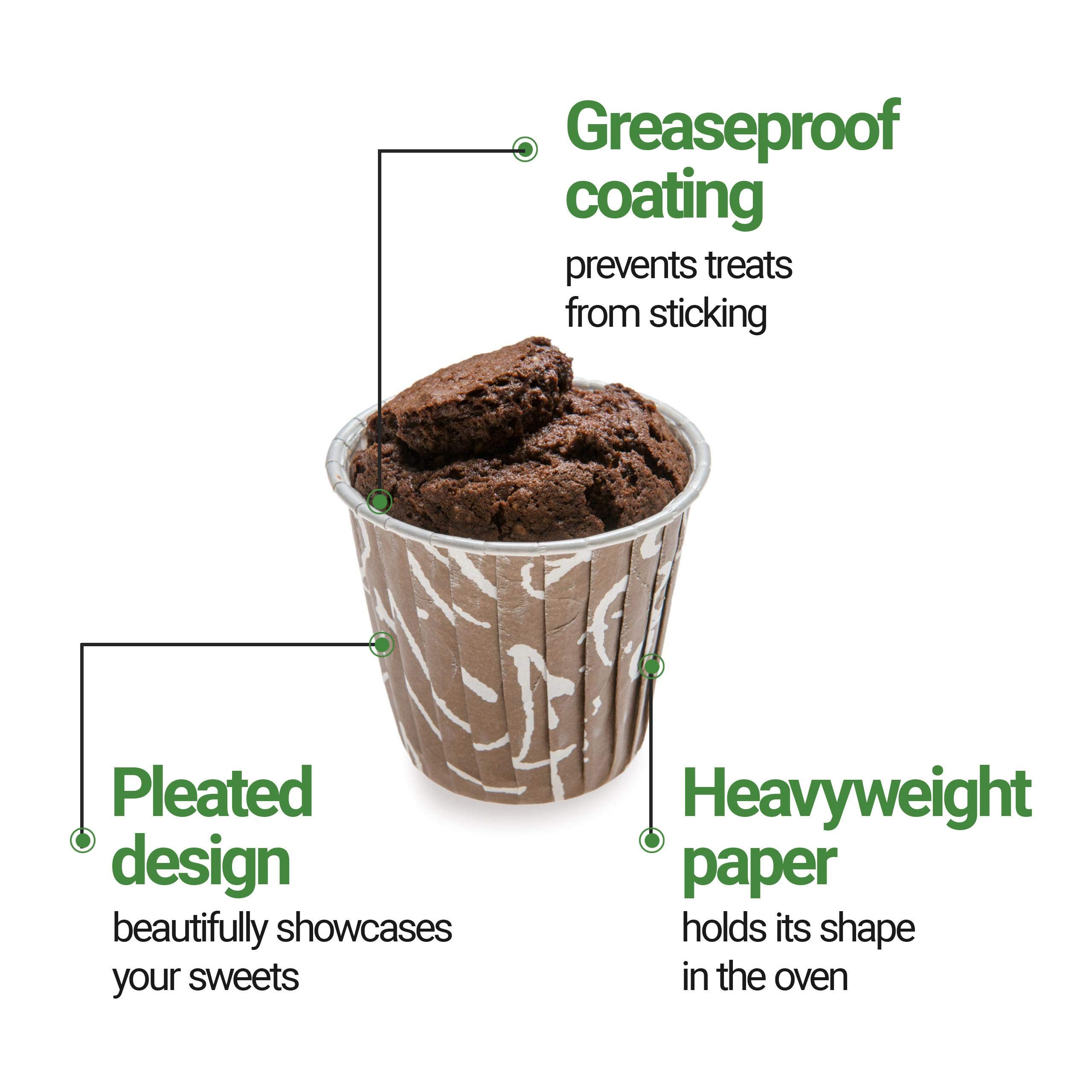 Restaurantware Panificio 3.5 Ounce Baking Cups - 200 Count Pleated Cupcake Liners | Oven-Safe & Freezer-Friendly Brown & White Paper Muffin Wrappers | Disposable Chocolate Cups for Baking, Weddings, Baby Showers & Party Desserts