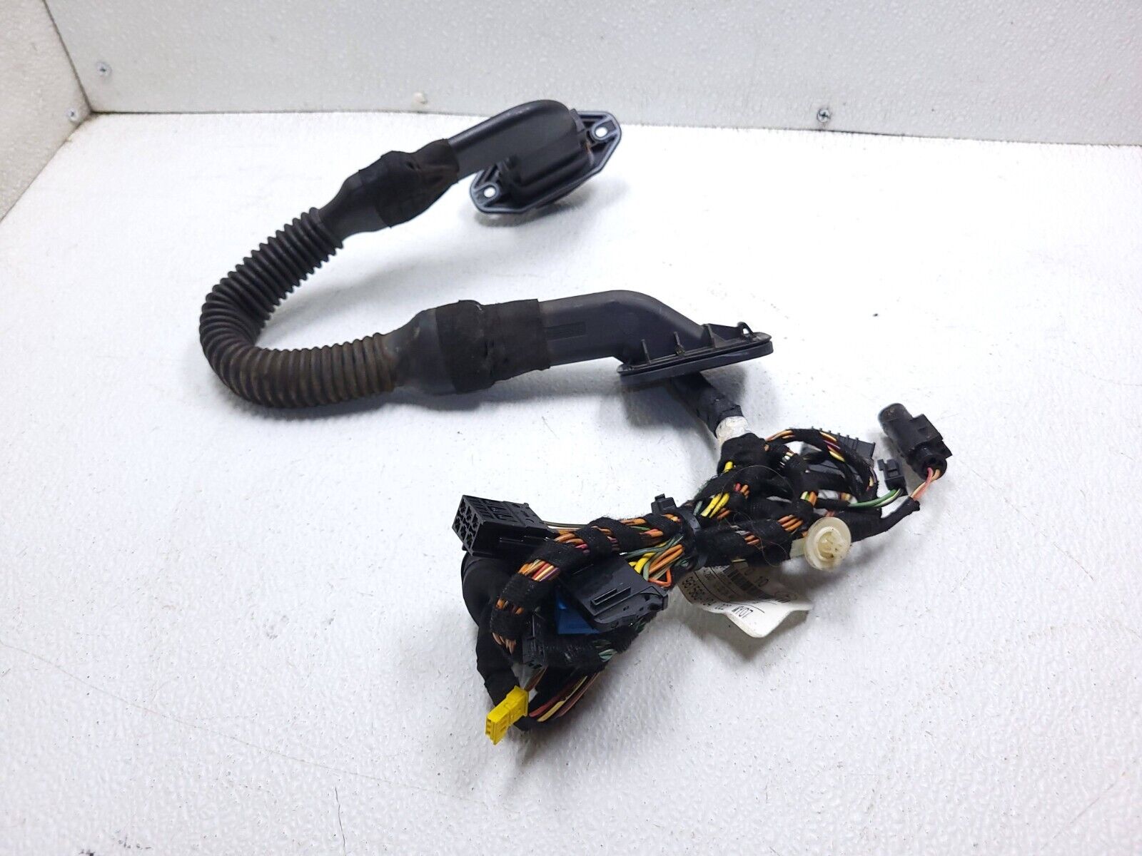 2006-2011 Mercedes ML500 Left Rear Driver Side Door Wire Harness OEM Replacement - Perfect for Electrical Repairs & DIY Car Maintenance