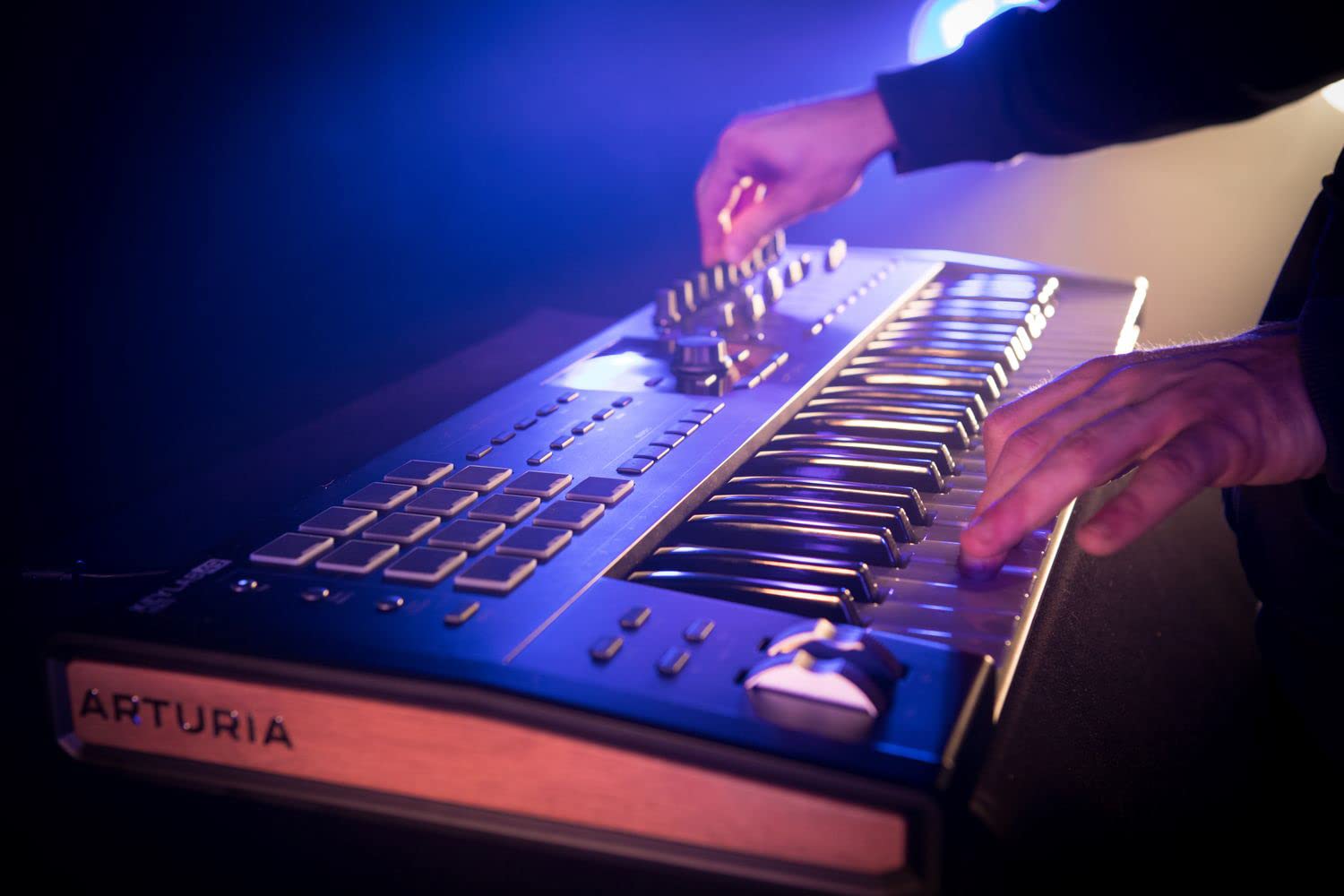 Arturia KeyLab 49 MkII 49-Key MIDI Keyboard Controller with Headphones, Sustain Pedal & Polishing Cloth - Professional Music Production for Home Studio, Live Performance & Beat Making