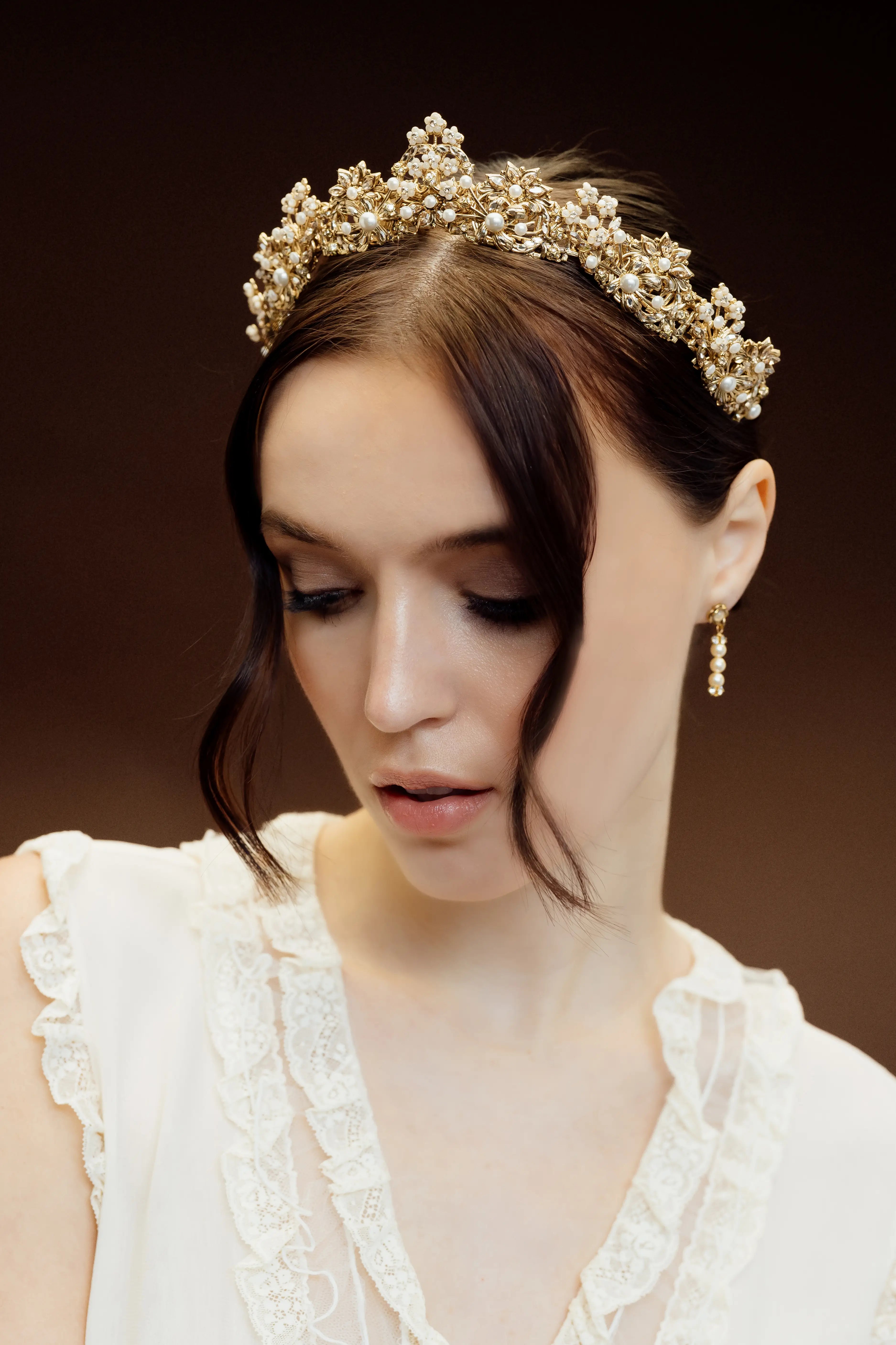 Evangeline Crown - Elegant & Stylish Tiara for Weddings, Prom, Pageants & Special Events | Perfect Bridal Accessory & Princess Costume Jewelry