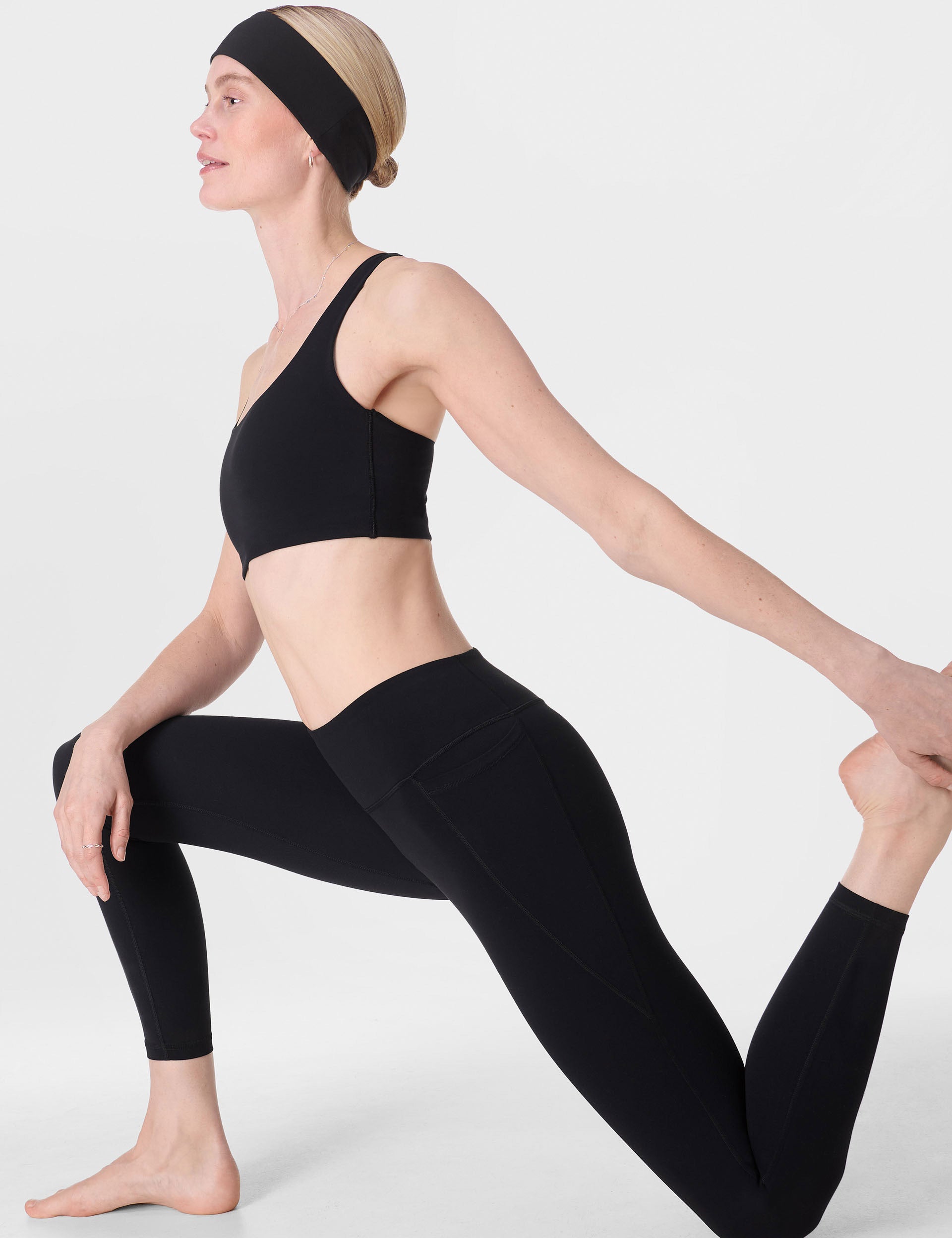 Ultimate Studio 7/8 Leggings for Women - High Waist Yoga Pants, Workout Running Tights - Black | Perfect for Yoga, Gym & Everyday Wear