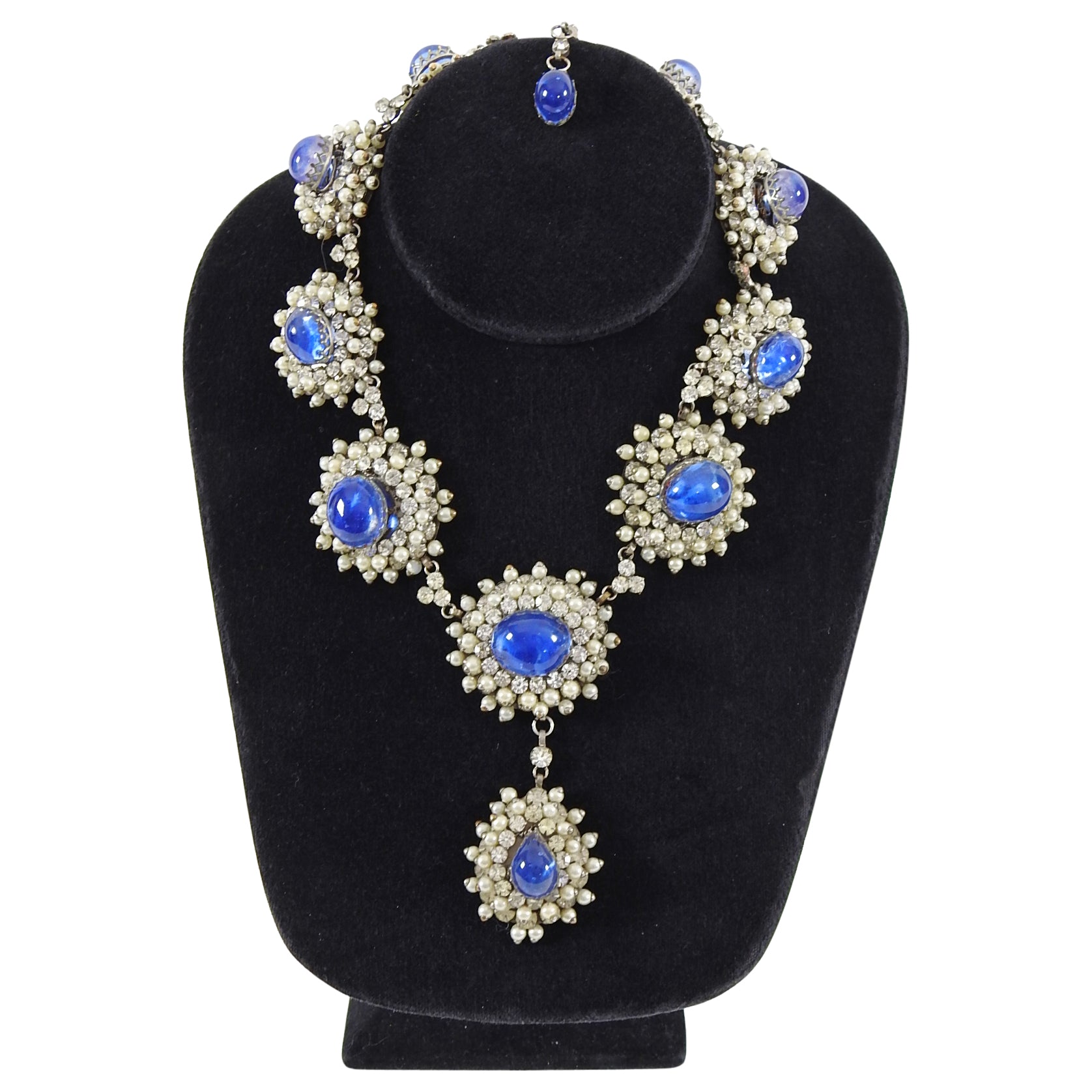 Balenciaga Goossens Vintage 1950's Faux Pearl Necklace - Elegant Glass Bead Statement Jewelry for Women, Perfect for Parties, Weddings & Special Occasions