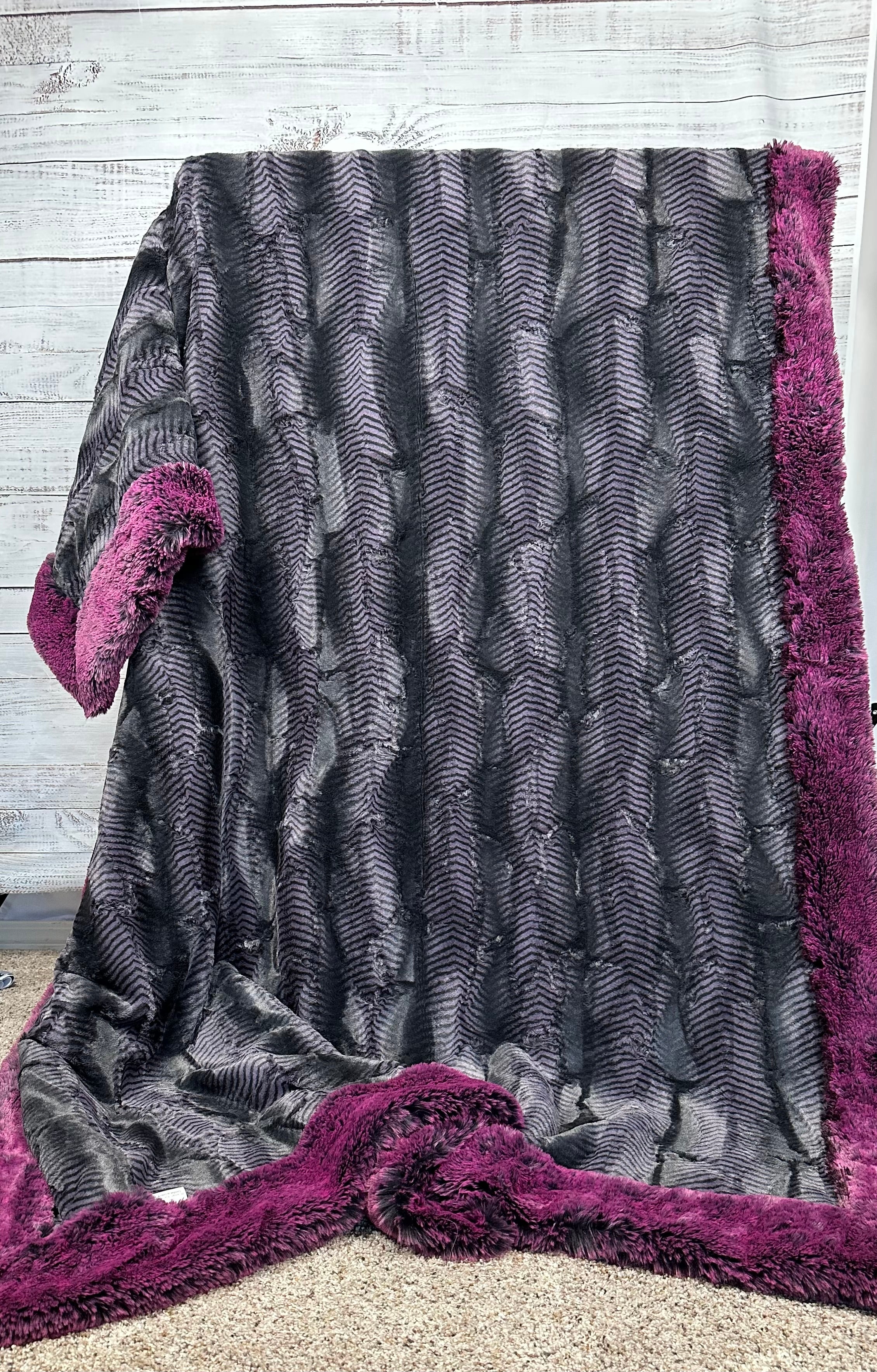 Premium Mumba Arctic Fox Double Luxe XL 30mm Extra Plush 55x86 Minky Blanket - Ultra Soft & Cozy for Bed, Couch, and Nursery