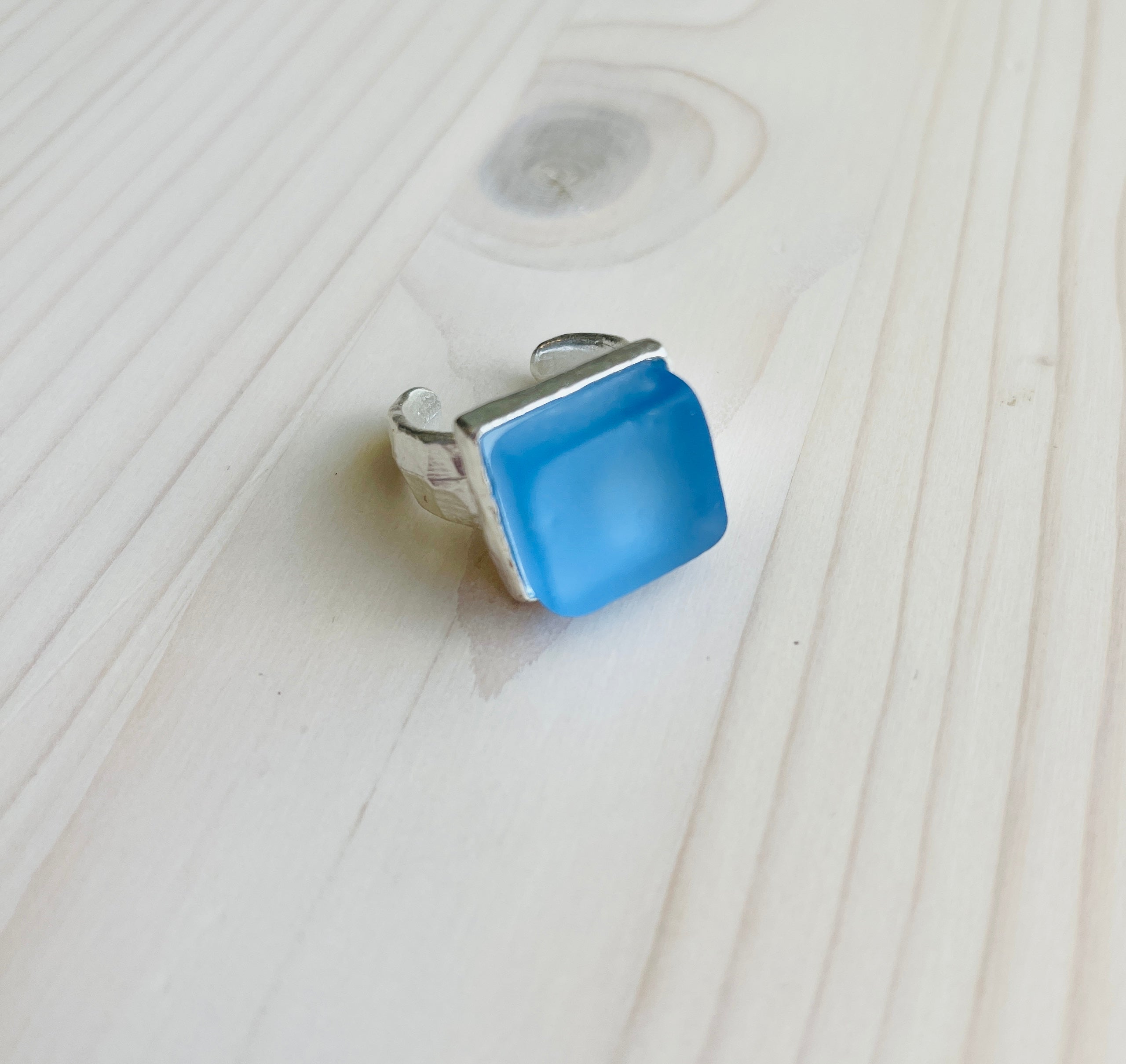 Elegant Silver Periwinkle Glass Ring for Women - Dainty & Unique Jewelry Gift for Her - Perfect for Weddings, Parties & Everyday Wear