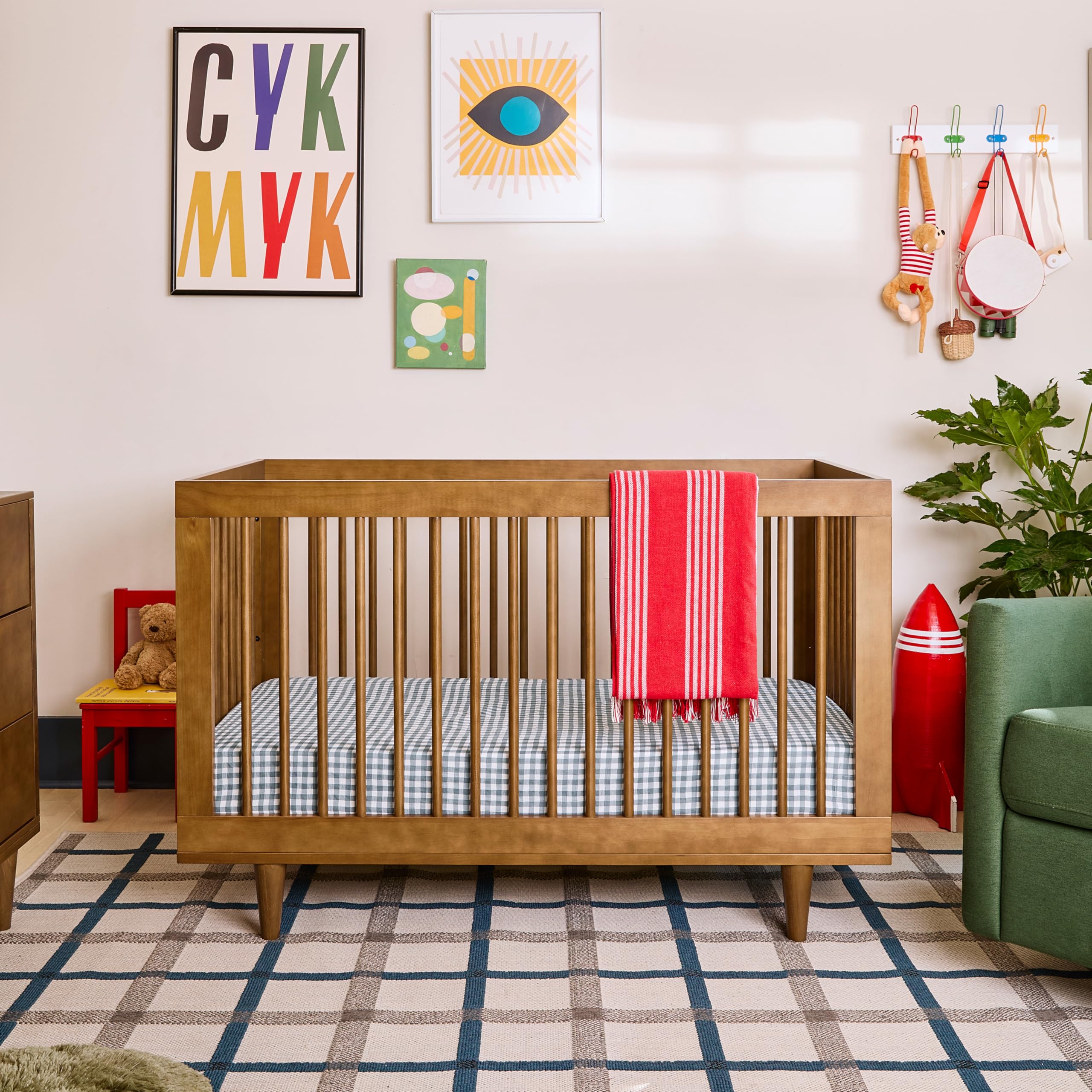 DaVinci Marley 3-in-1 Convertible Baby Crib - GREENGUARD Gold Certified Safe Non-Toxic - Converts to Toddler Bed & Daybed - Adjustable Height Wooden Crib with Easy Assembly - Walnut Finish - Perfect for Nursery, Bedroom Transition & Space Saving
