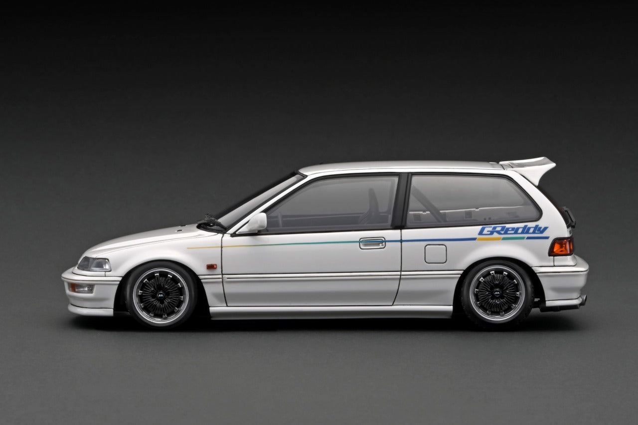1:18 Scale Honda Civic EF9 SiR White Diecast Model Car - Collectible Toy for Car Enthusiasts & Perfect Gift for Honda Fans - Display for Home, Office, or Car Show Collection