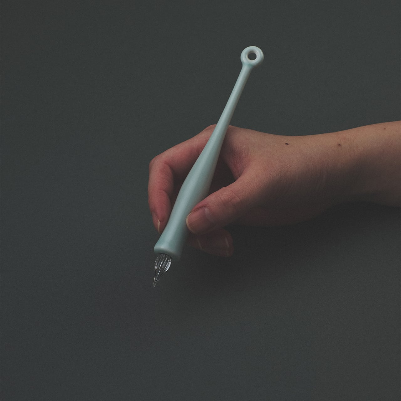 Imari Yaki Japanese Glass Dip Pen - Celadon Ceramic Body for Calligraphy, Drawing & Lettering - Perfect for Artists, Writers & Craft Enthusiasts