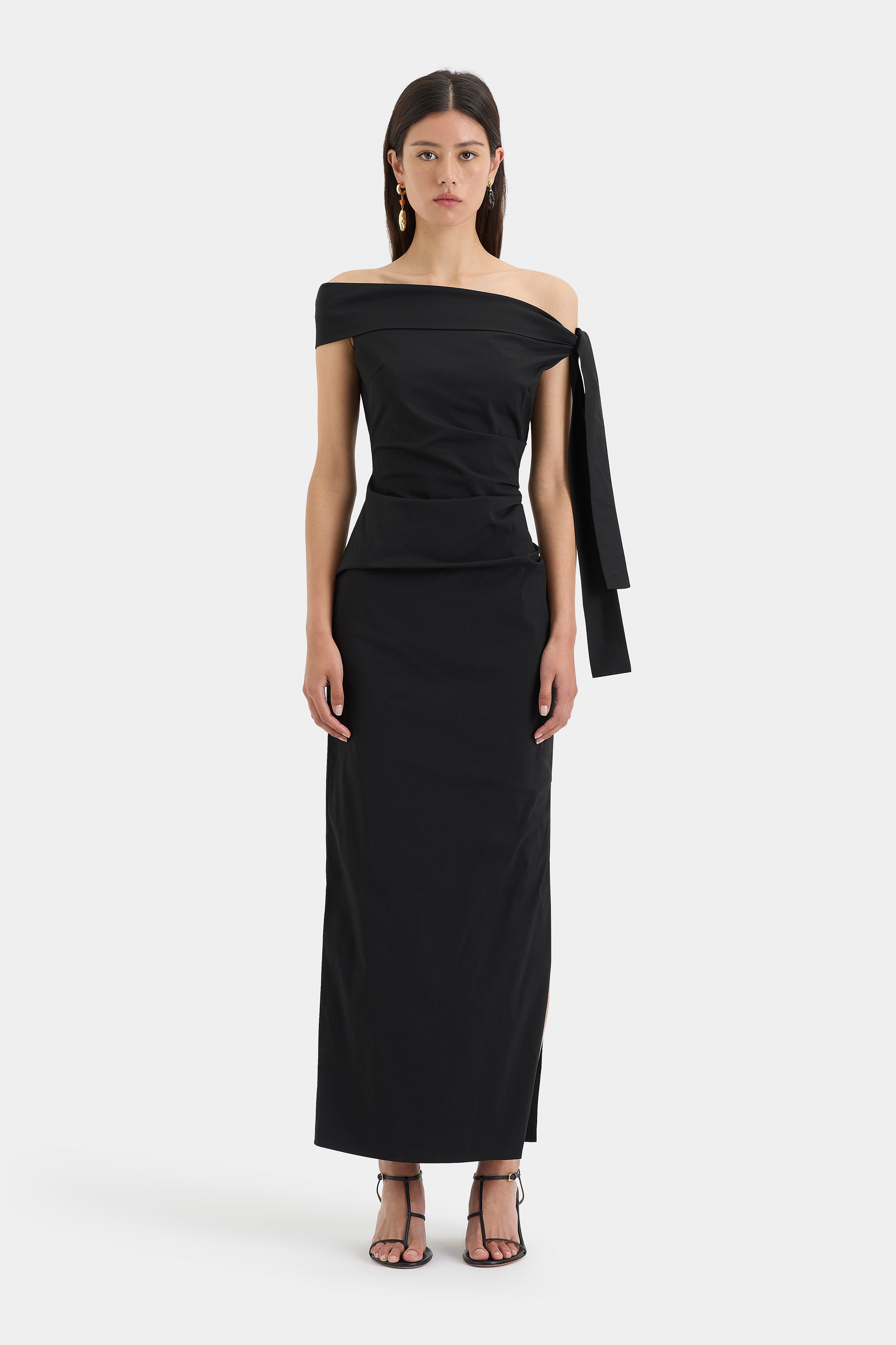 Elegant Black Dahlia Gown for Women - Perfect for Evening Parties, Weddings & Special Occasions