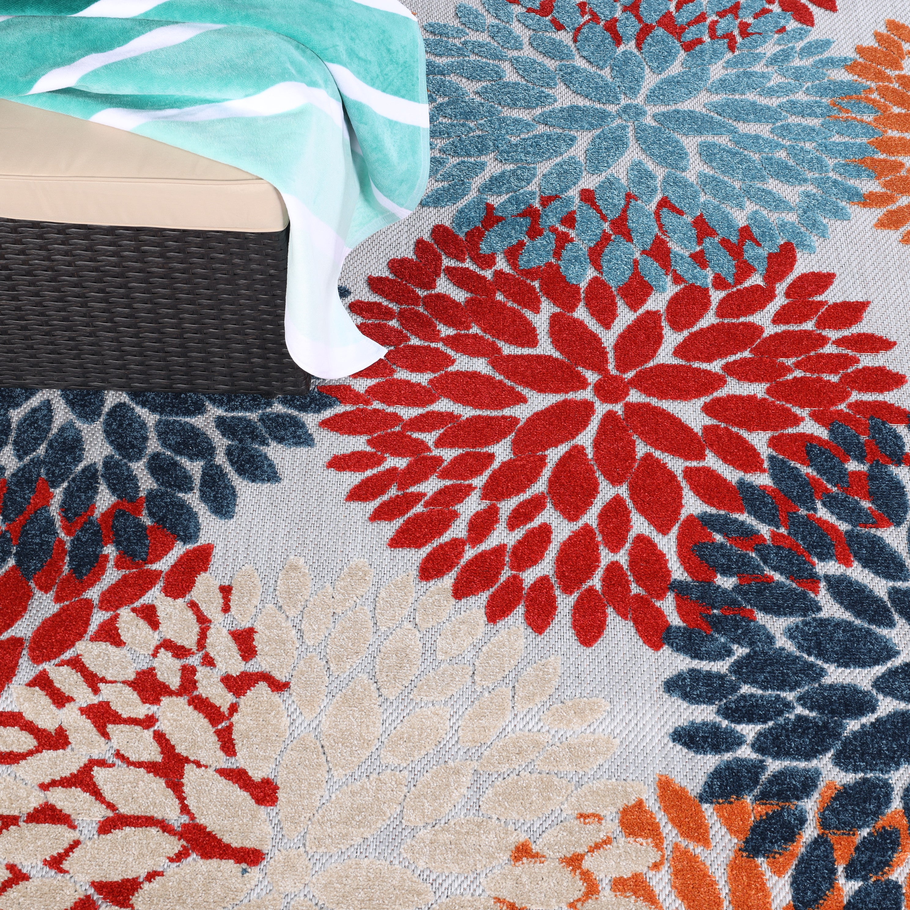 Premium Hydrangea Floral Medallion Area Rug - Indoor/Outdoor Use - Perfect for Living Room, Bedroom, Patio & Garden Decor