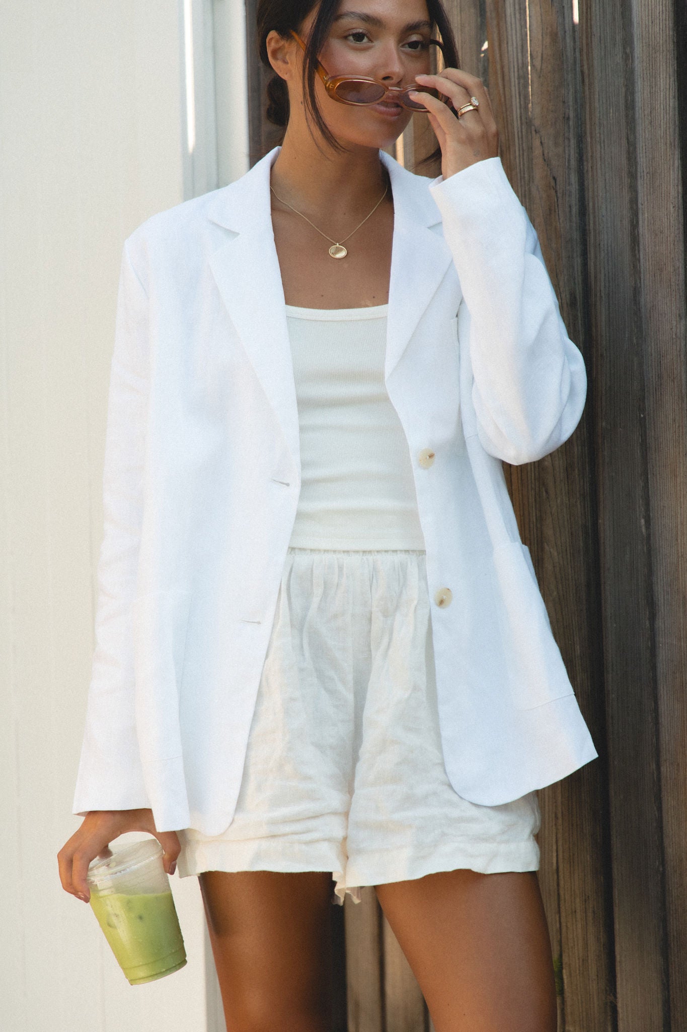 Stylish Women's Linen Blazer for Summer - Lightweight Breathable Beach Wedding Jacket - Perfect for Seaside Parties, Outdoor Events & Office Wear