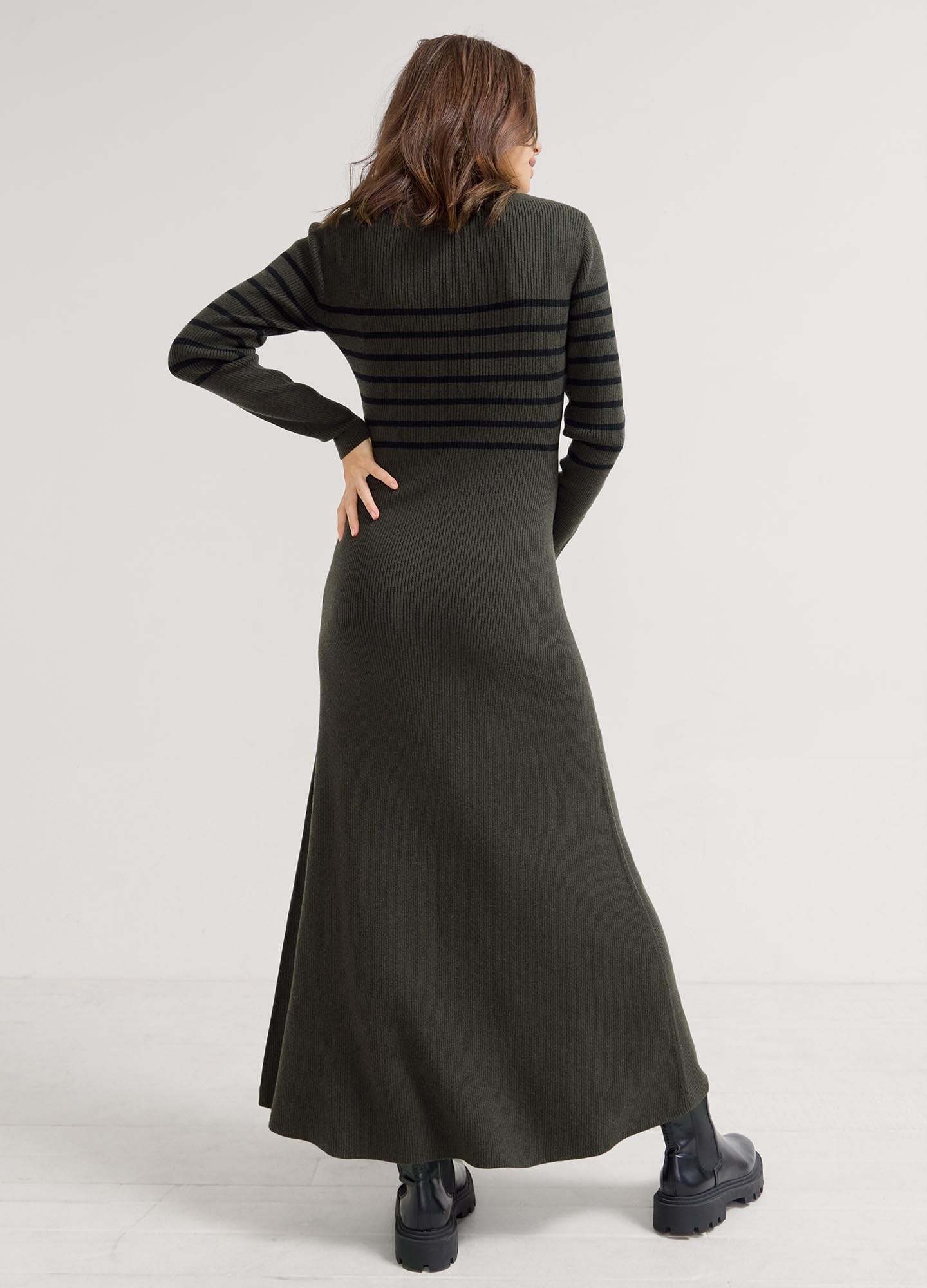 Stylish Marta Sweater Dress for Women - Cozy Knit Long Sleeve Tunic Dress - Perfect for Fall, Winter & Holiday Parties