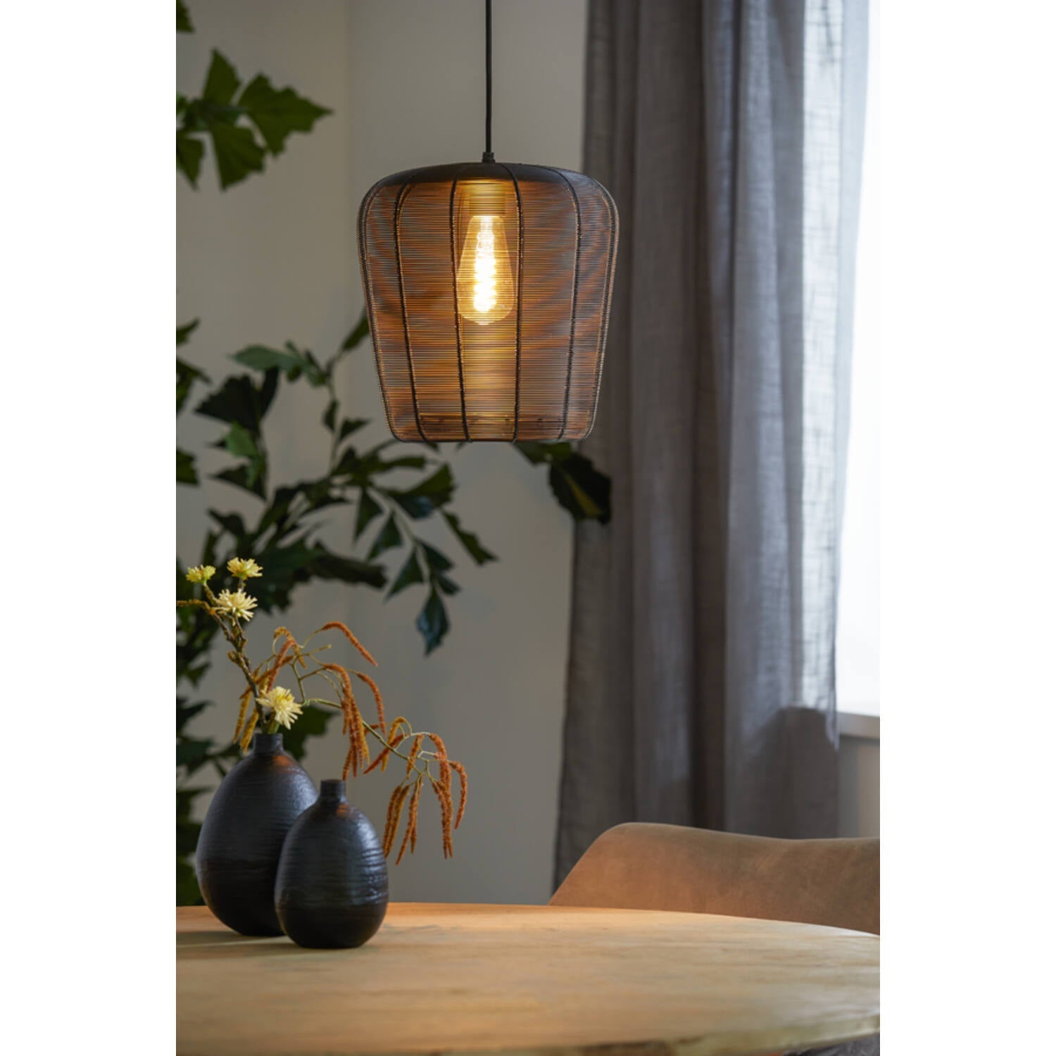 Adeta 1 Liter Pendant Light Fixture in Matt Black and Gold - Various Sizes for Dining Room, Kitchen Island, or Entryway Lighting