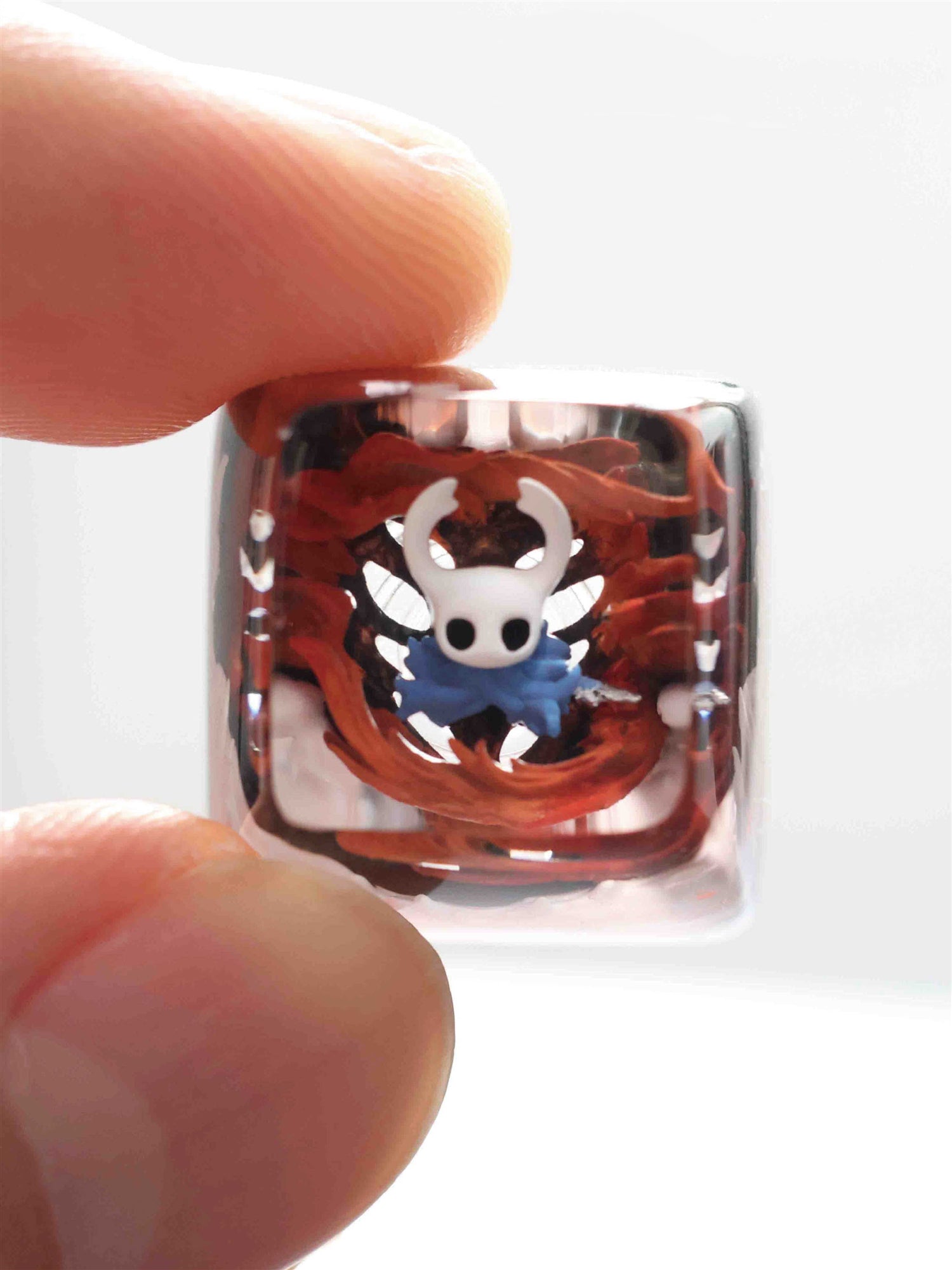 Hollow Knight Crystal Glue Keycaps - Customized Game Art Keycaps for Mechanical Keyboards - Perfect for Gaming, Typing, and PC Setup Decoration