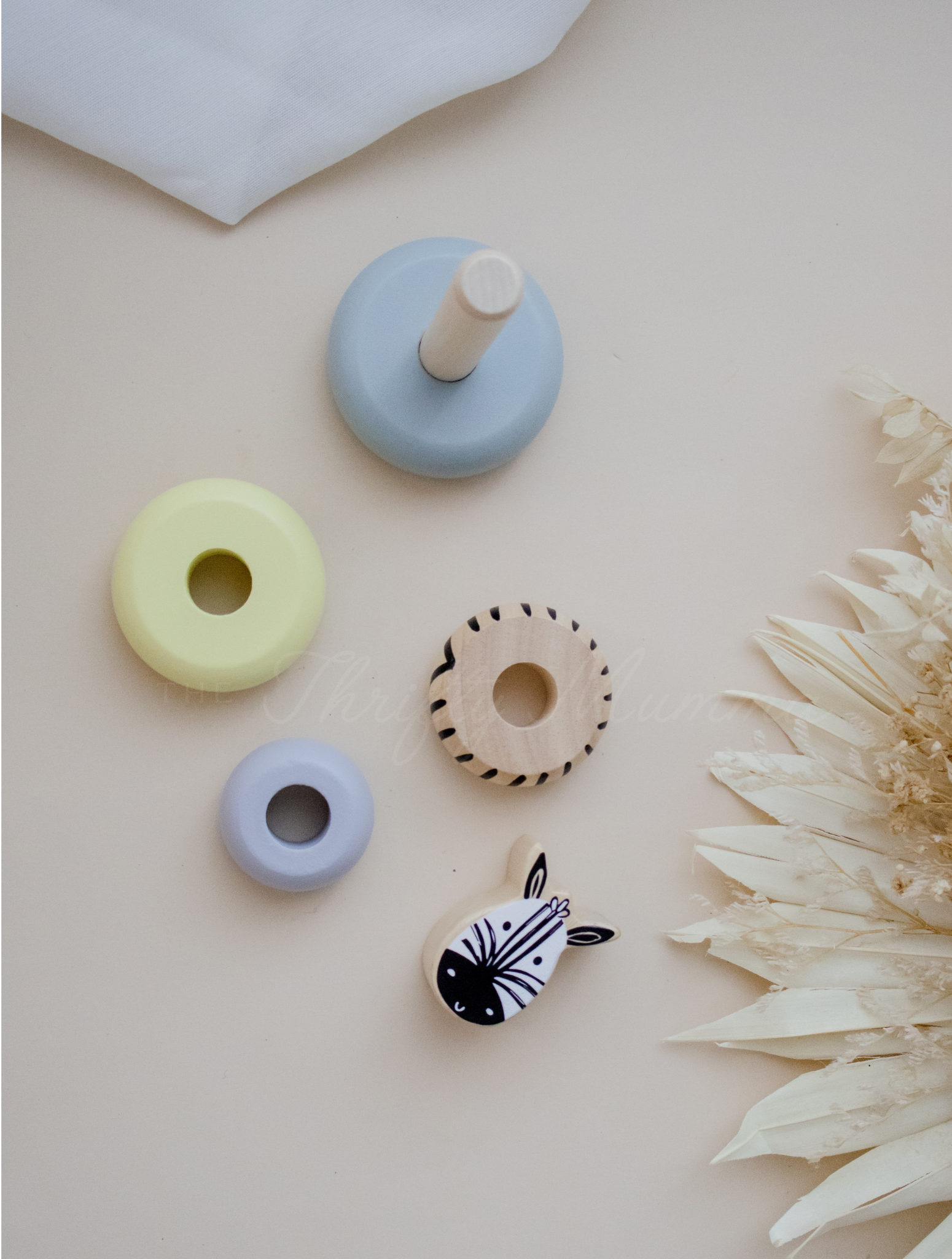 Wooden Jungle Animal Ring Stacker Toy - Montessori Educational Stacking Game for Toddlers 1-3 Years - Perfect for Early Learning & Fine Motor Skills Development - Playroom, Daycare, or Home Use