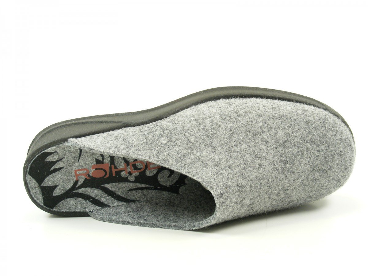Comfortable Women's Open-Back Clogs - Slip-Resistant Garden Shoes for Outdoor Walking & Home Use