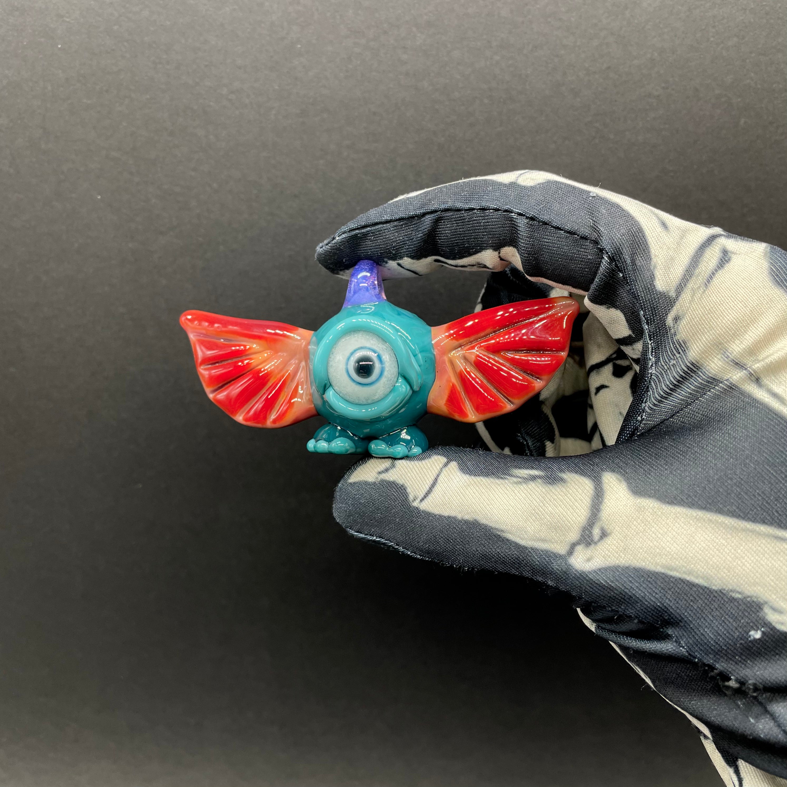 Flying Cyclops Pendant Necklace - Unique Gothic Jewelry for Men & Women - Perfect for Cosplay, Halloween, and Alternative Fashion