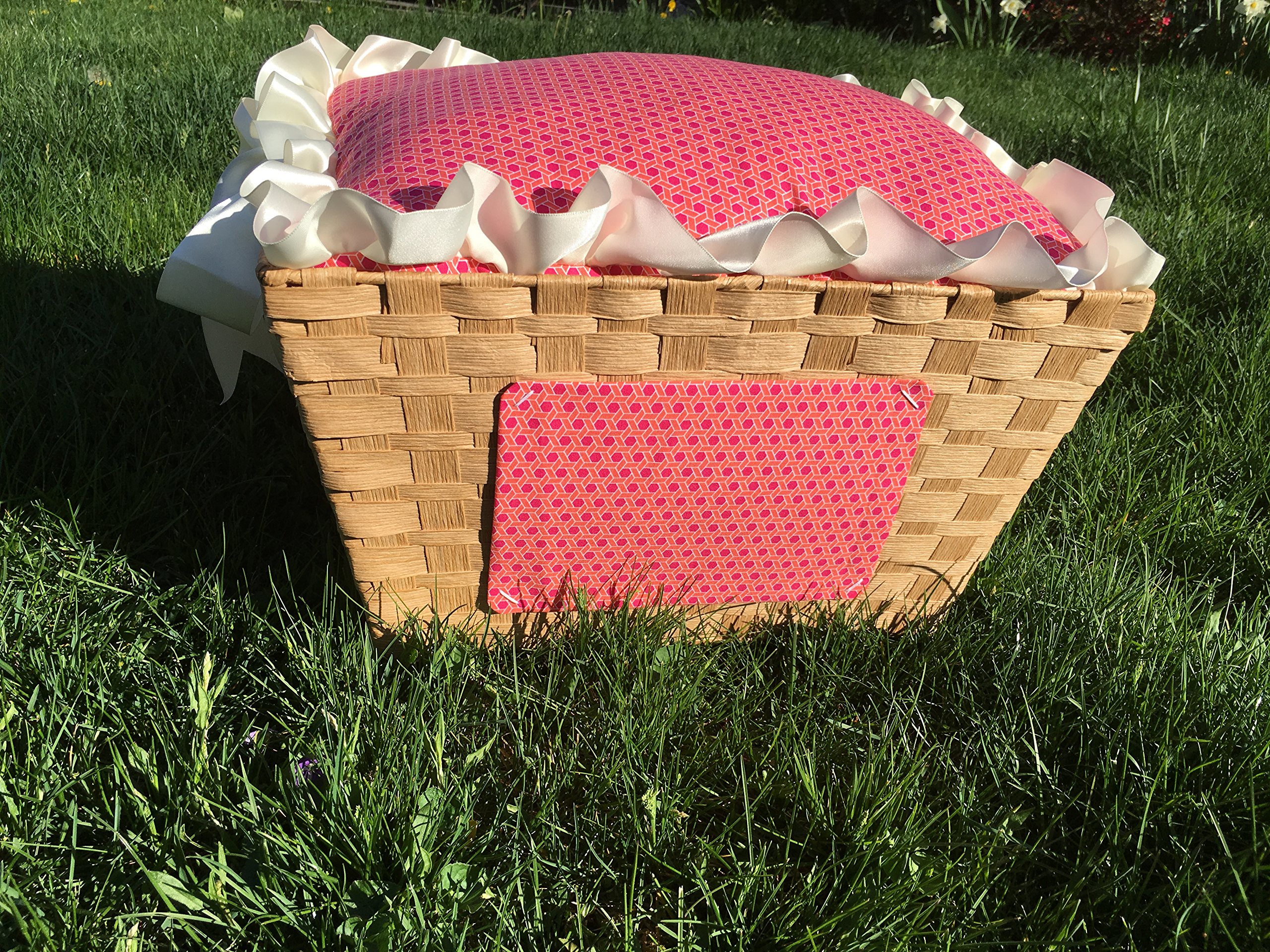 Premium Soft Pet Bed for Cats & Small Dogs - Cozy & Washable - Perfect for Indoor Napping & Lounging