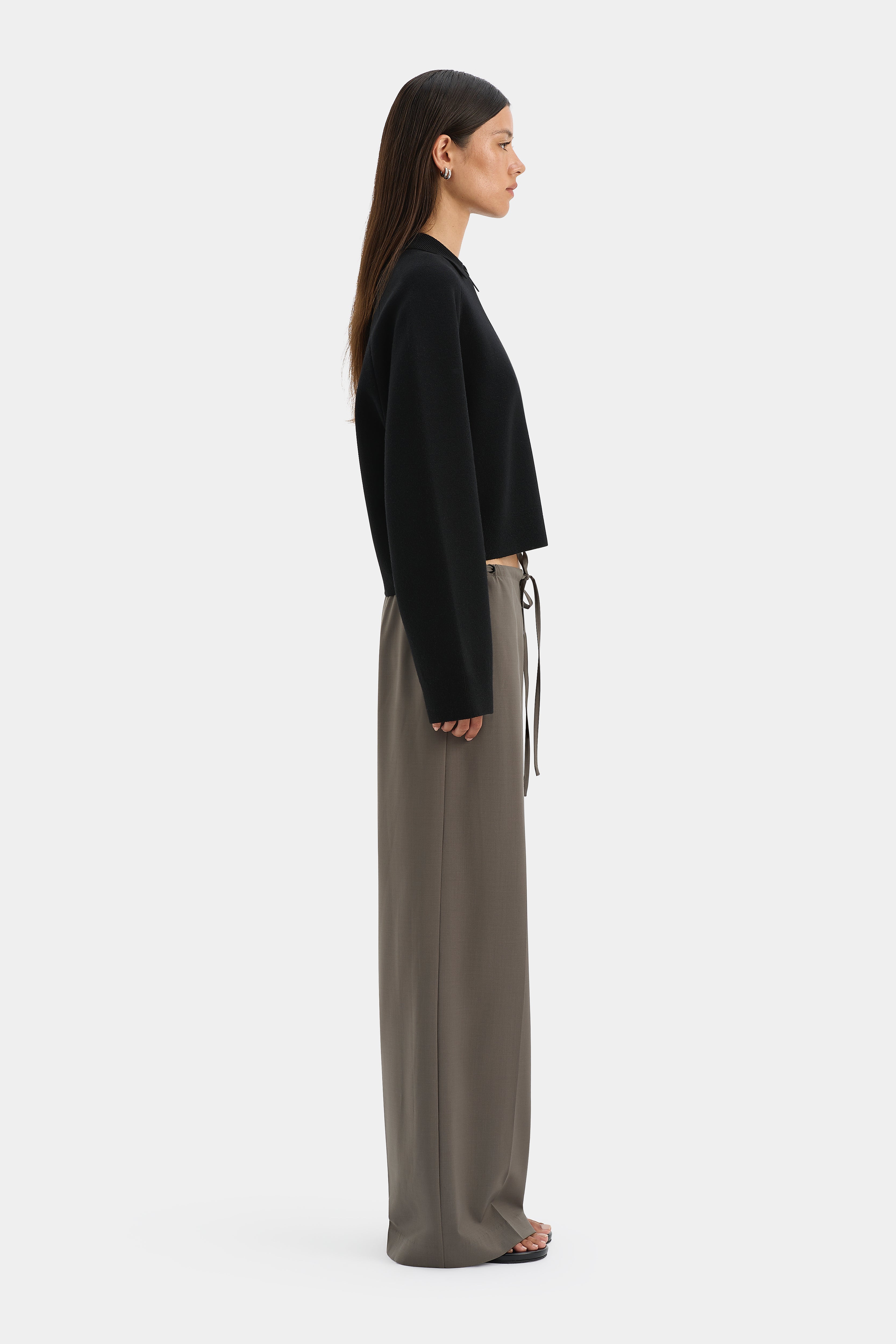 Stylish Ribbed Neck Sweater for Women - Cozy Knit Pullover for Casual Wear & Layering | Perfect for Fall & Winter Outfits